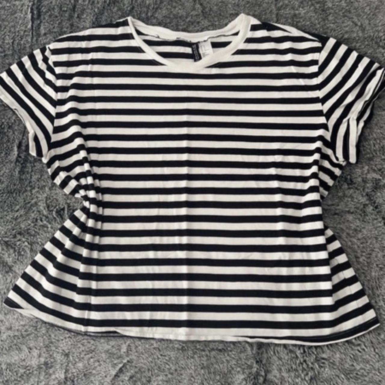 black and white striped tee a little cropped if ur... - Depop