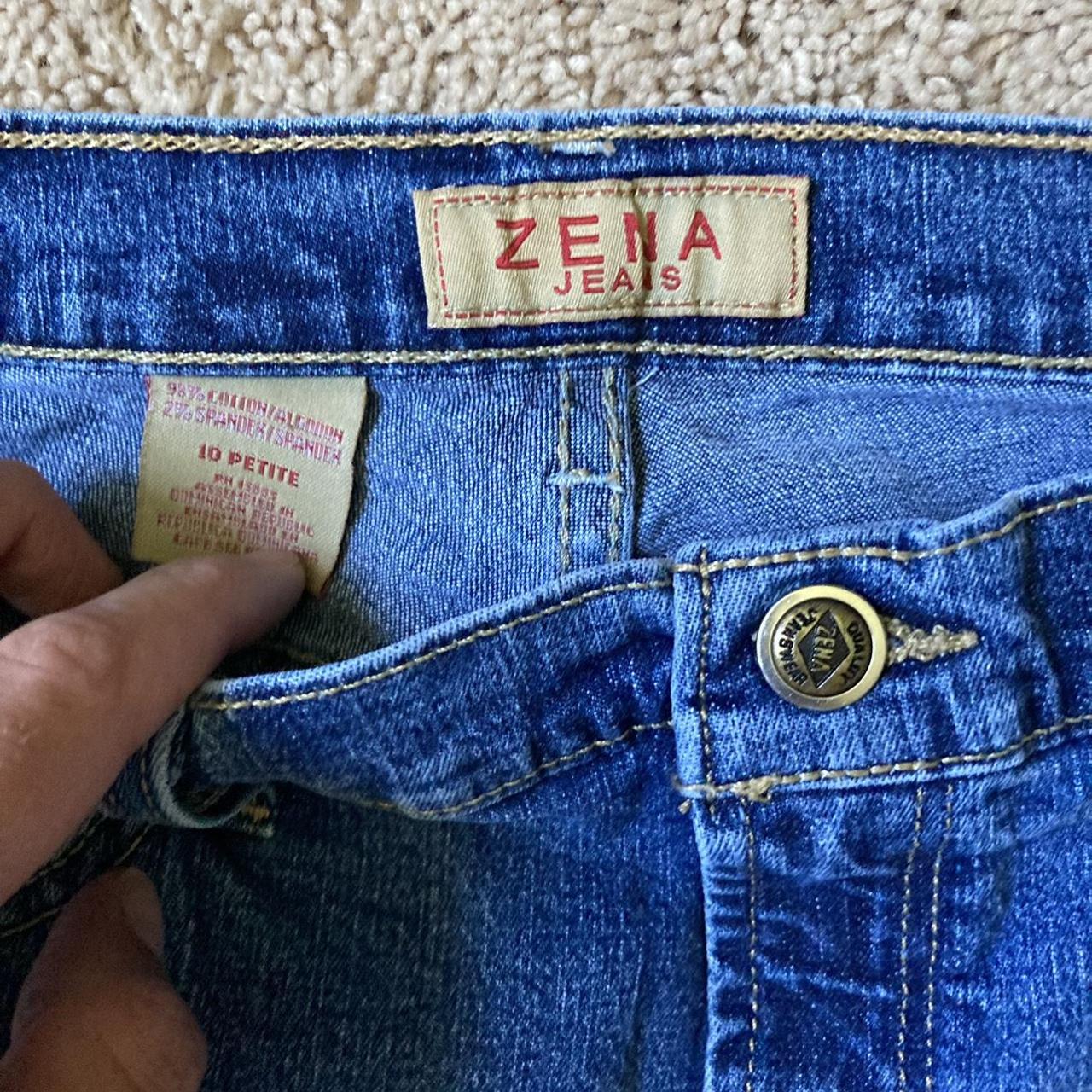Zena Jeans Women's Blue Jeans | Depop