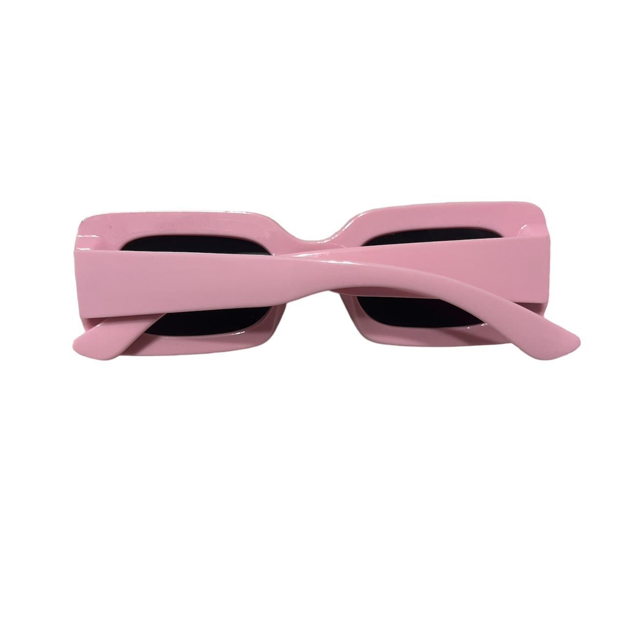 The “Millionaire” Sunglasses in Punk Pink – MsMoniquetoyou