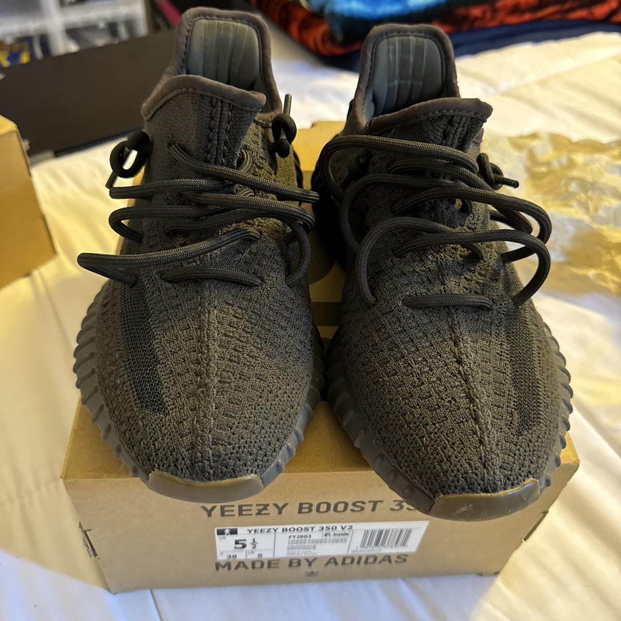 Yeezy Men's Sneakers Black/Grey US – Yeezy Boost 350 V2