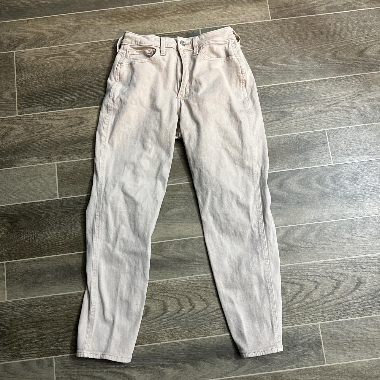 Hollister Co. Women's Cream Jeans Depop