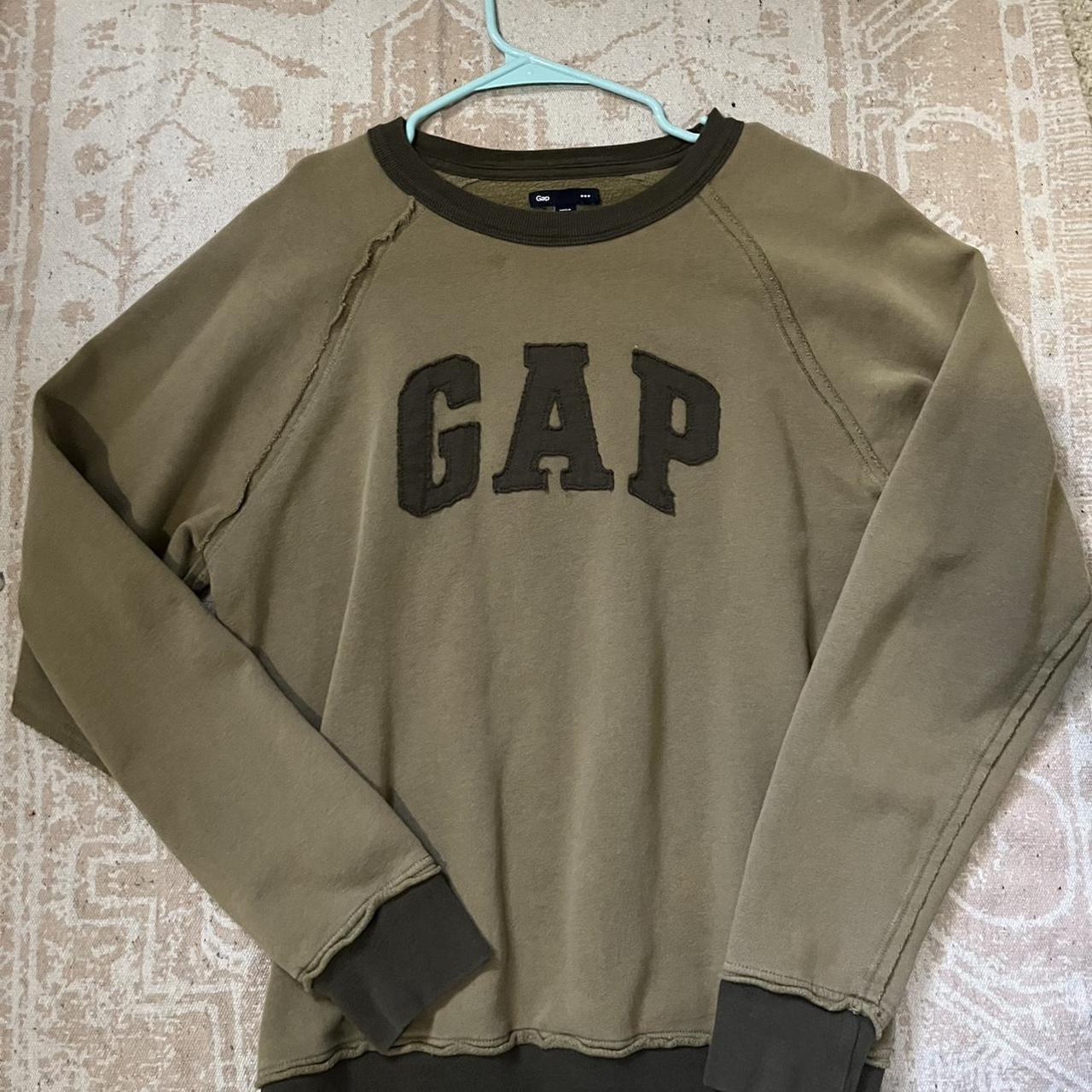 Gap Men's Green and Khaki Jumper Depop