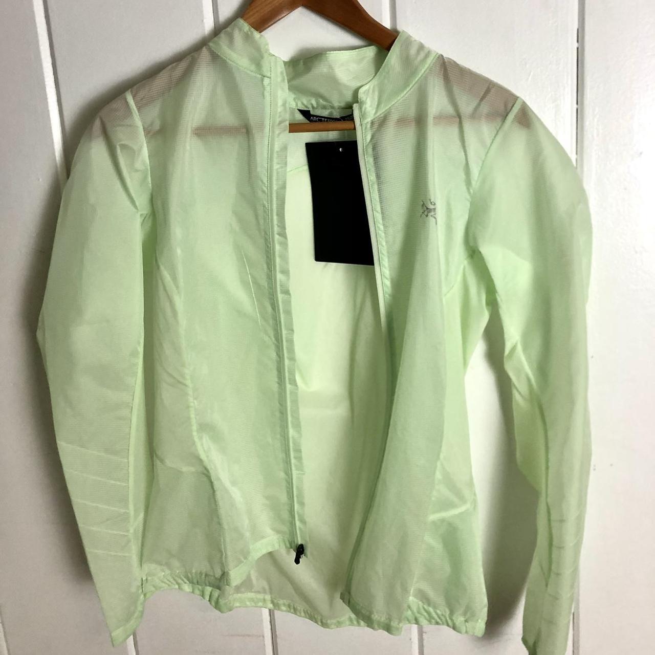 Arc'teryx Women's Green Jacket | Depop