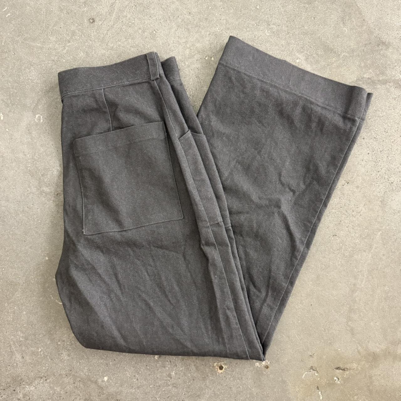 item listed by longgoneco