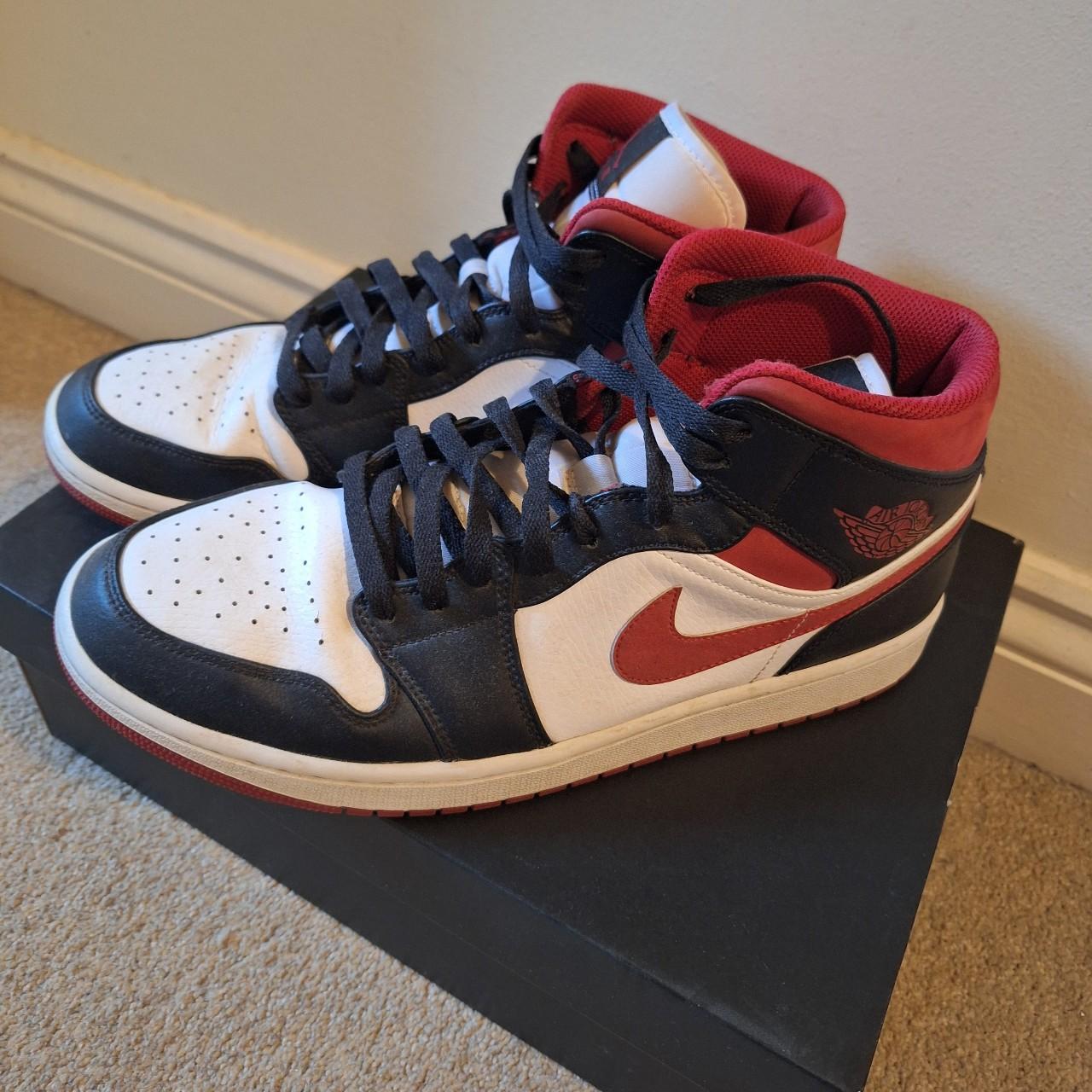 size 10 air jordan 1