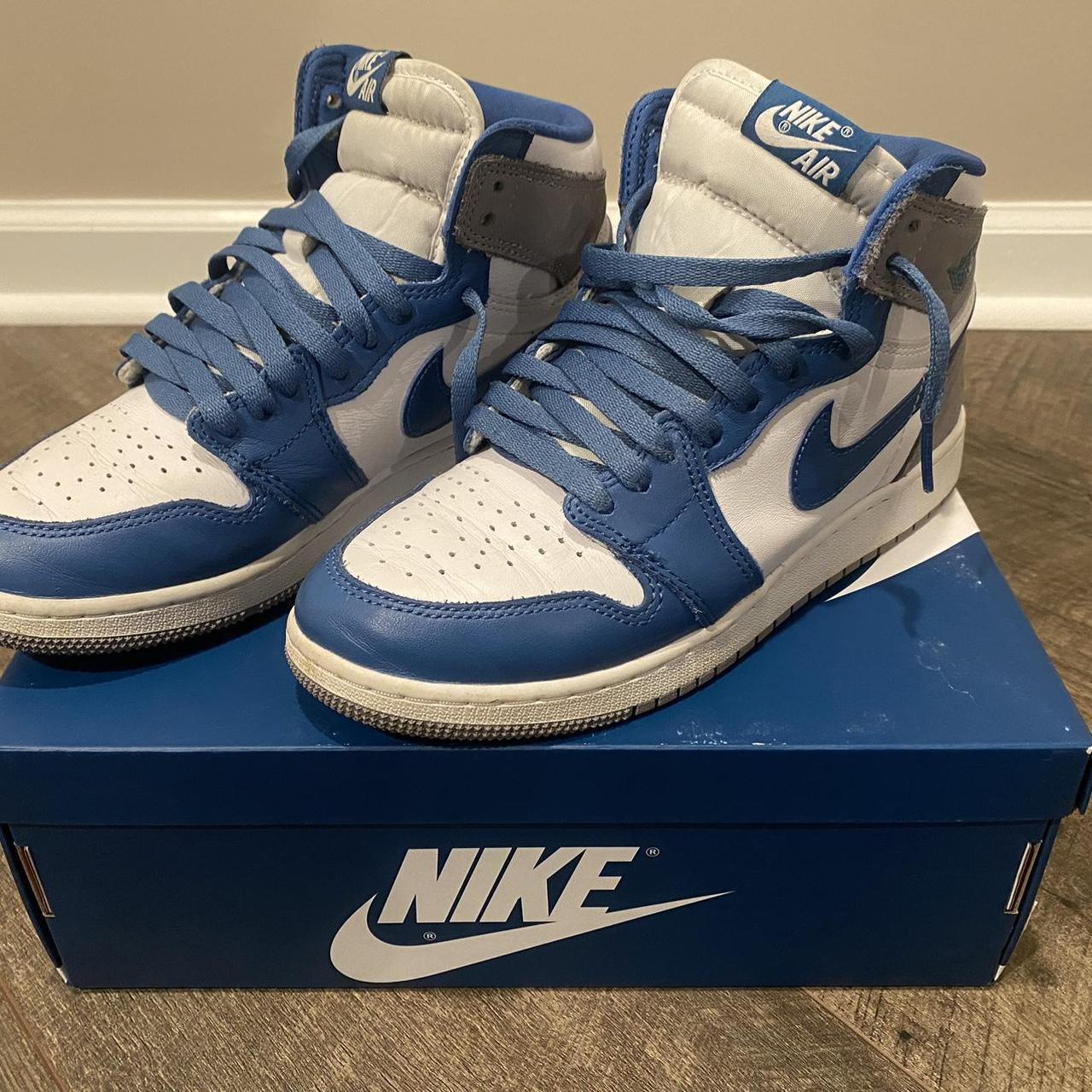 Jordan 1 High OG True Blue Size 6 Comes with the