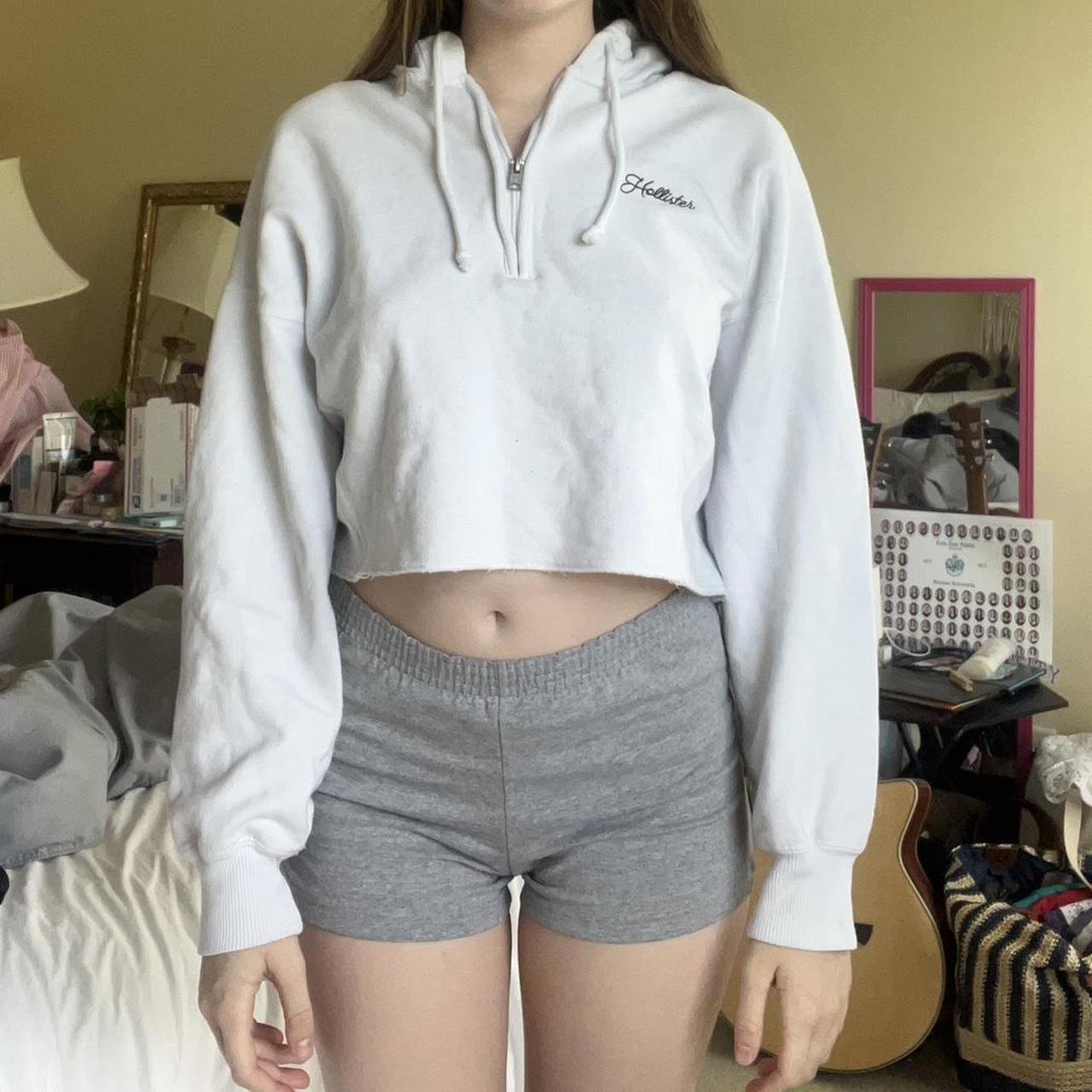 Hollister crop hotsell top hoodie