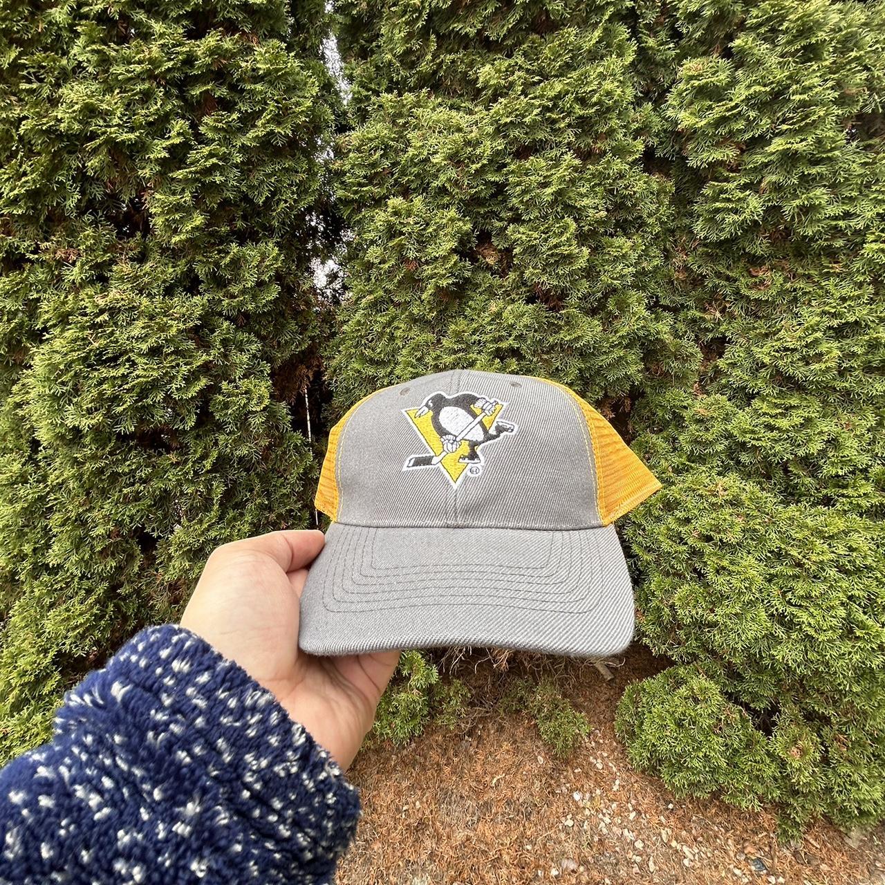 USED Pittsburgh Penguins SnapBack hat. 3 small holes - Depop