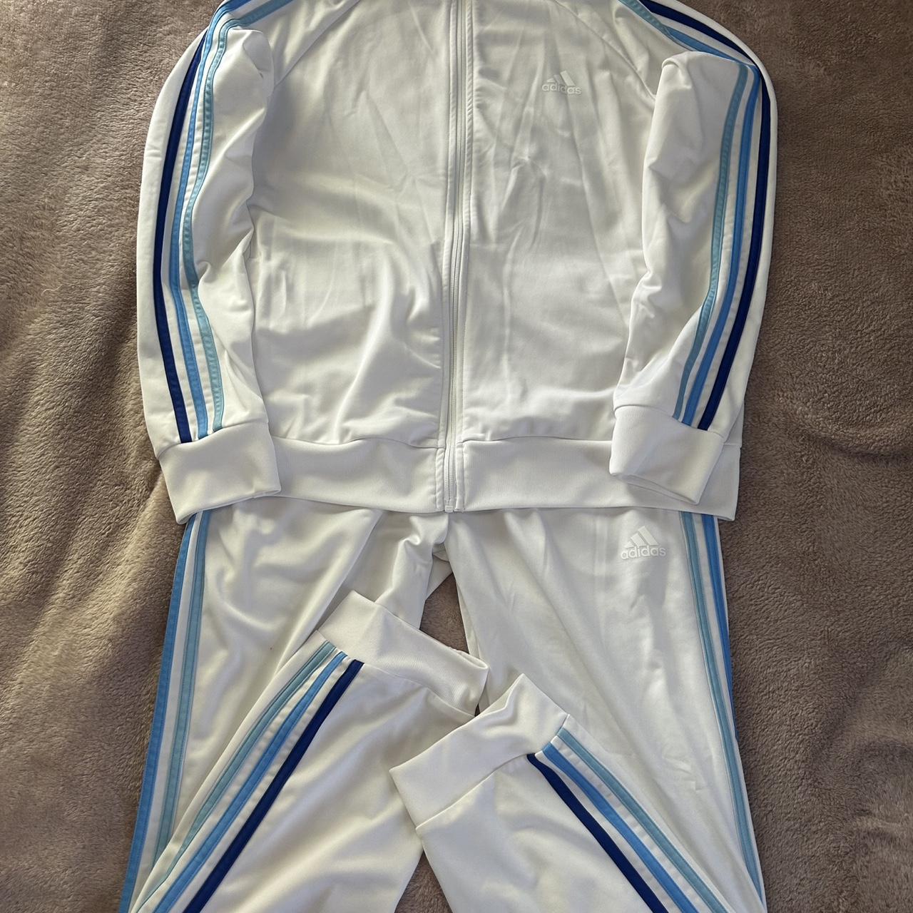 item listed by furfuryng
