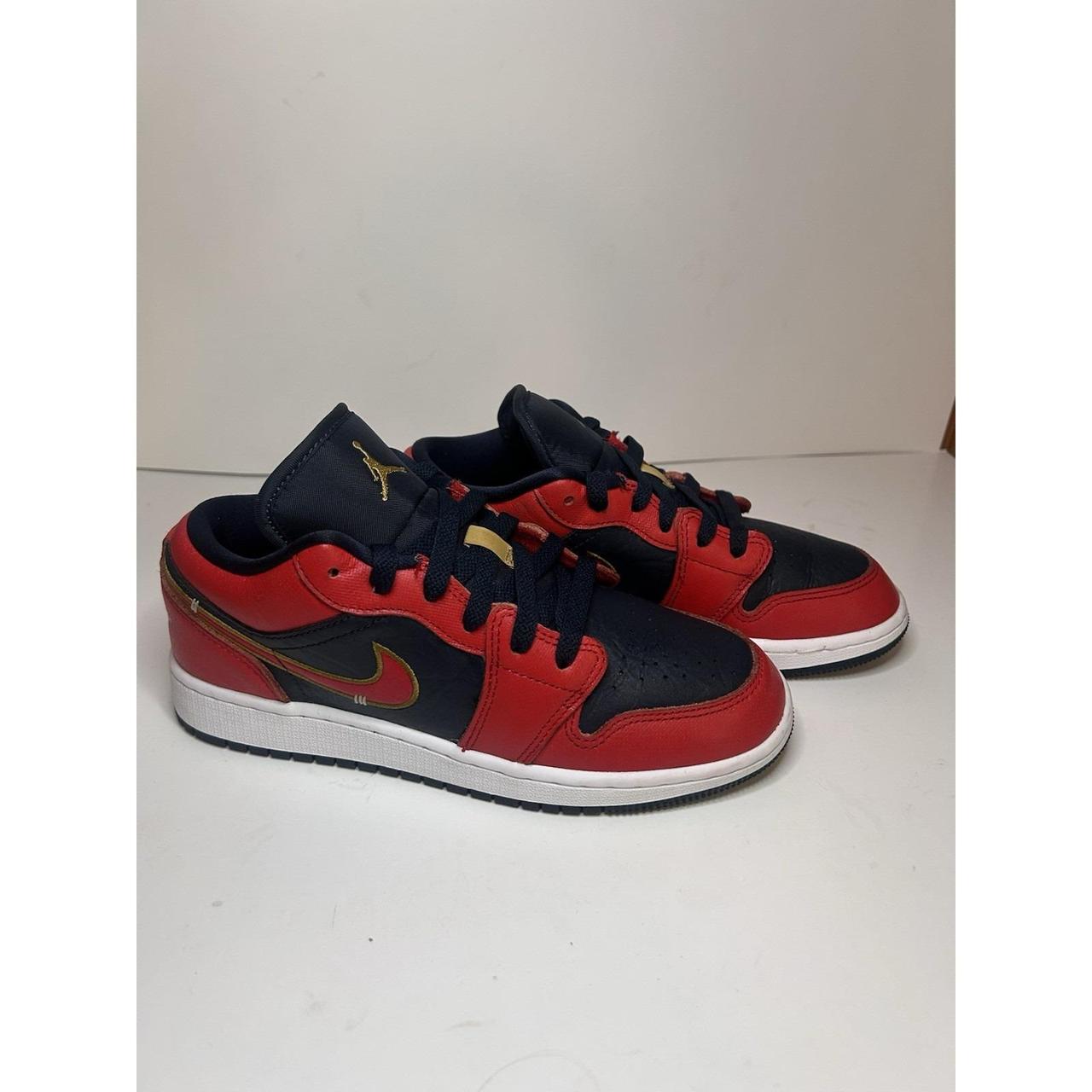 item listed by furfuryng