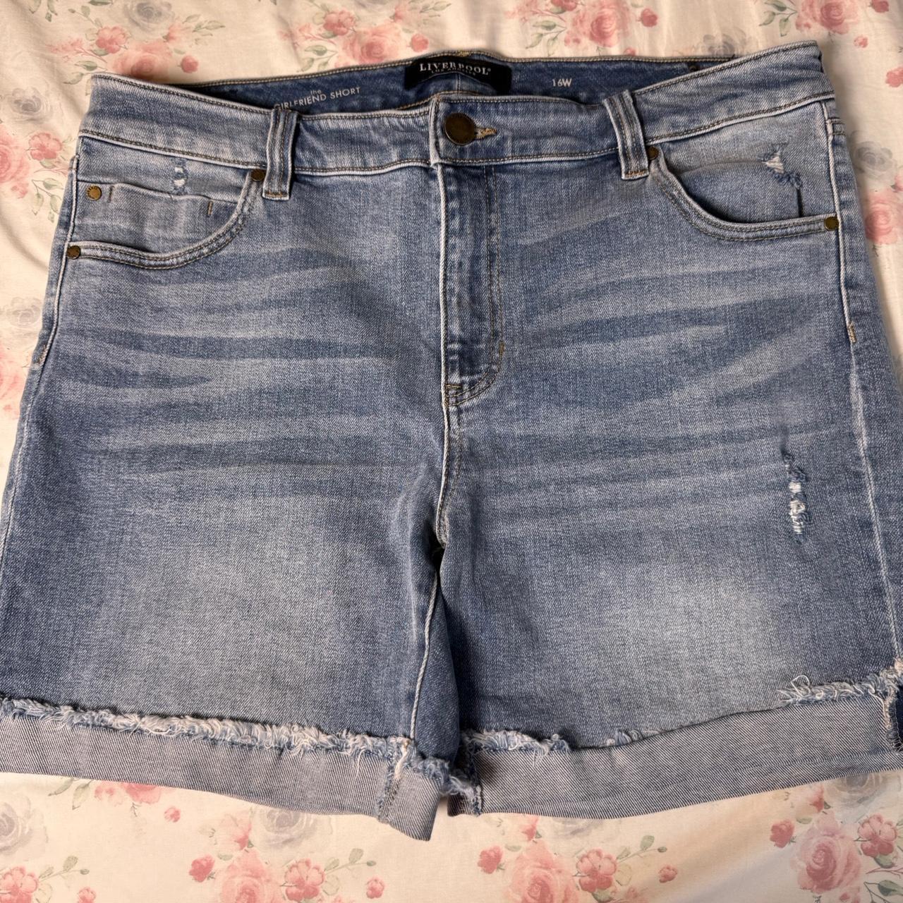 item listed by yvettepink09