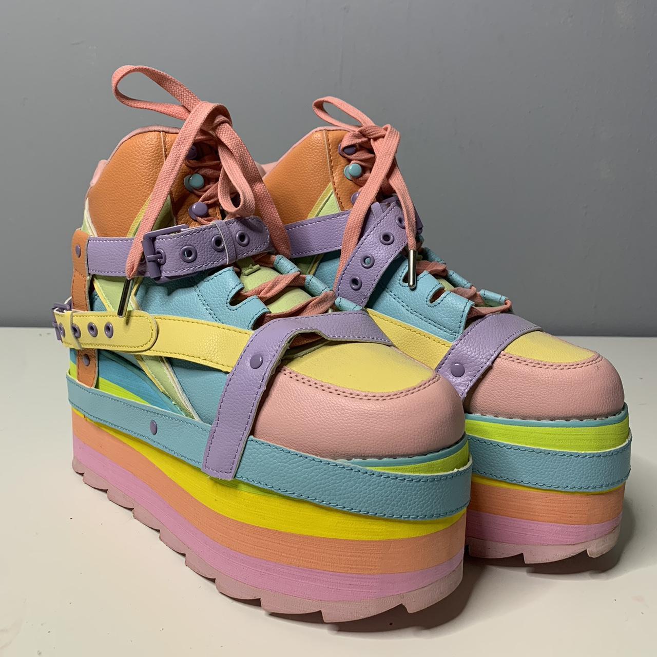 Pastel platform sneakers #pastel #platforms