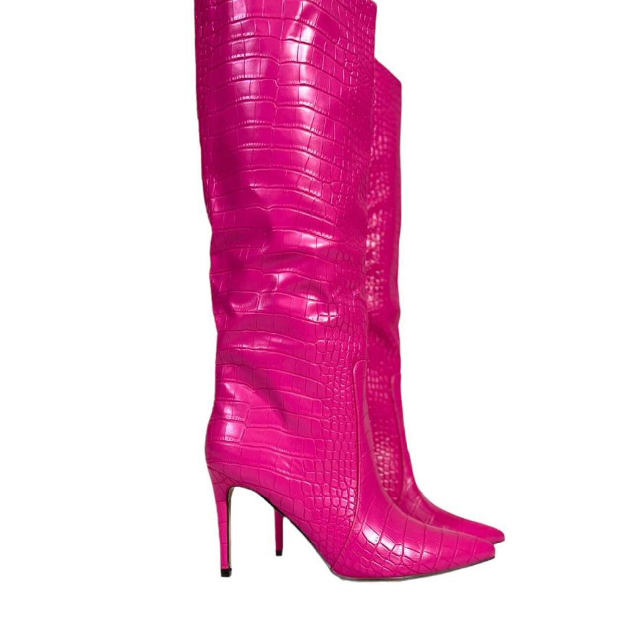 Women's Pink Boots | Depop