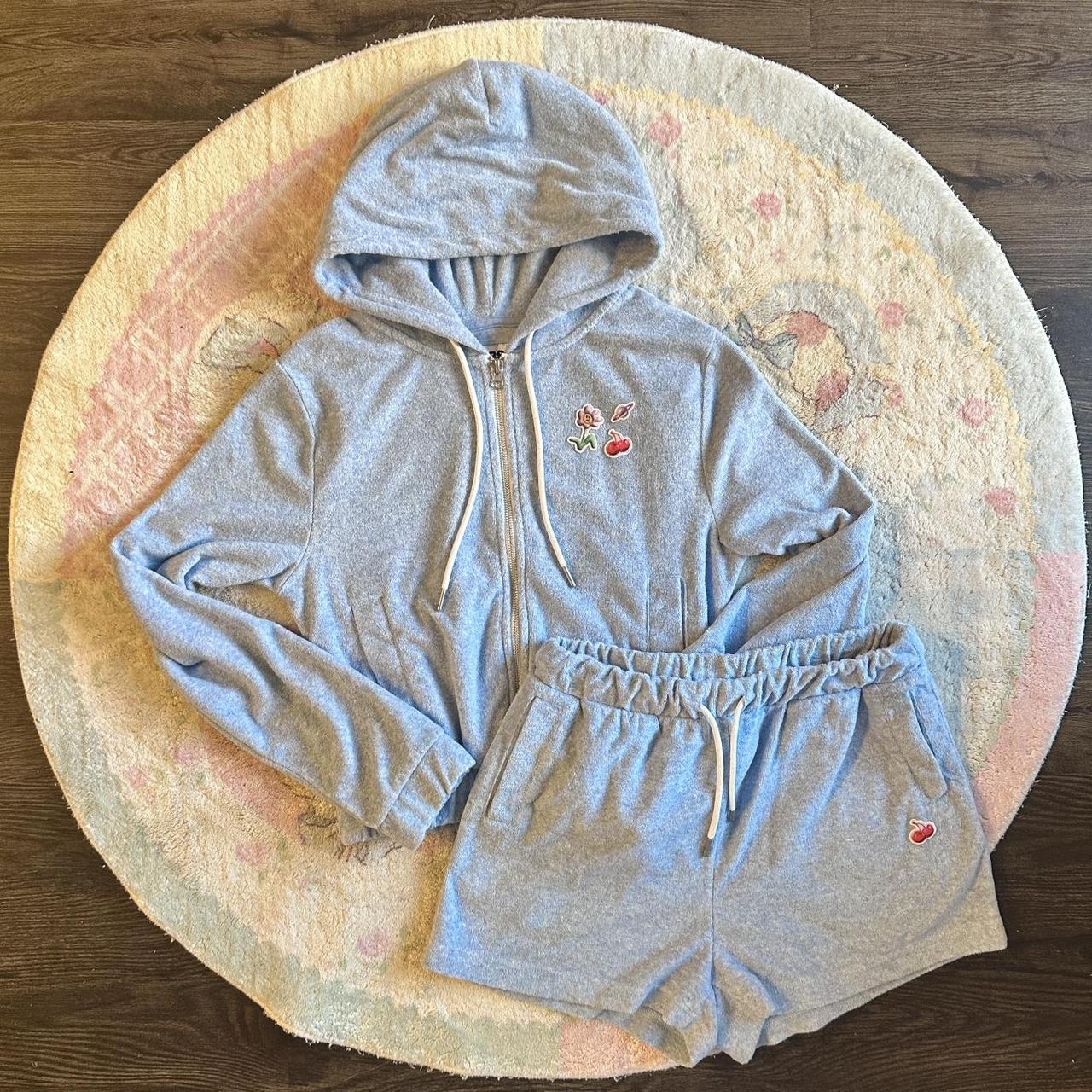 item listed by lambiebrites