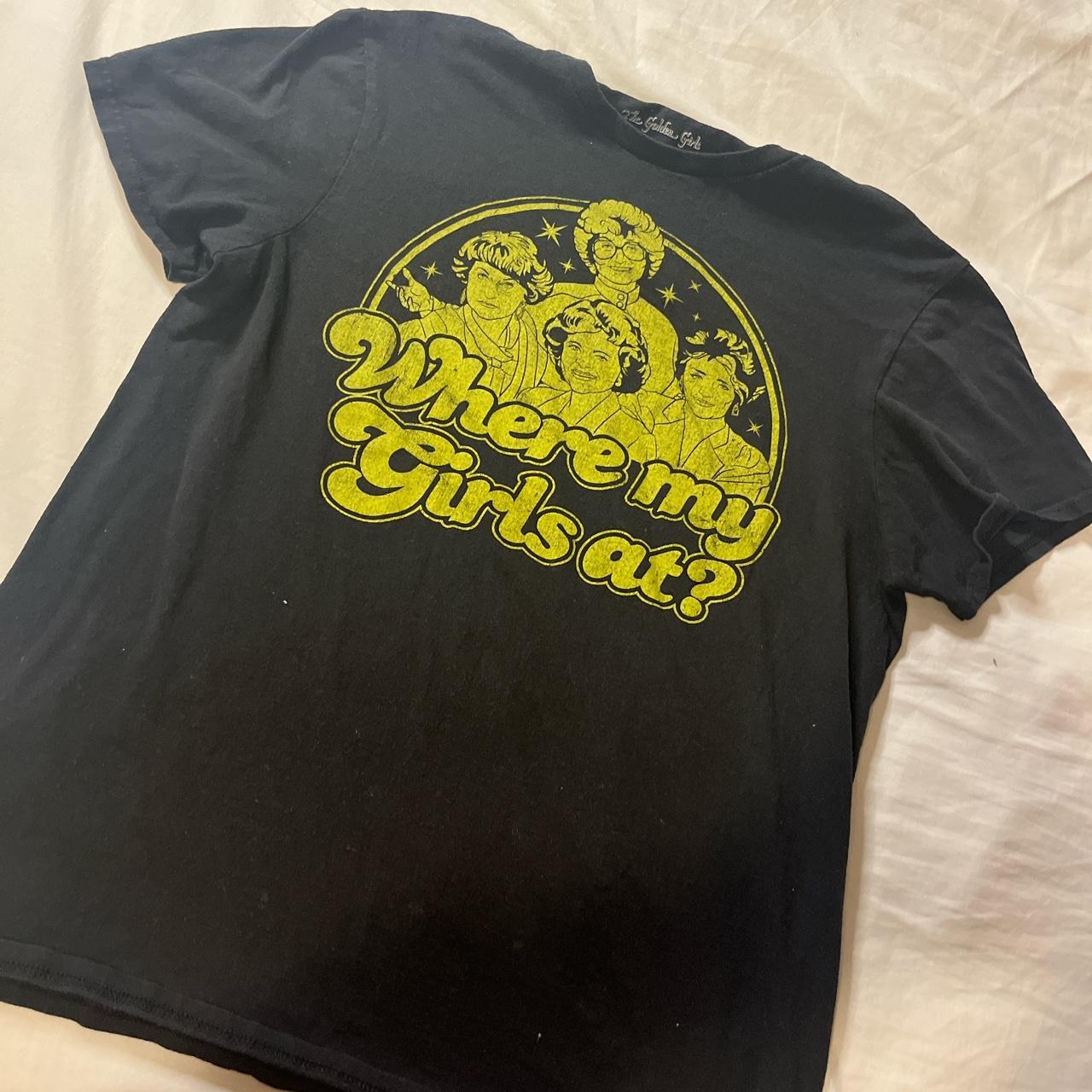 Belk Women's Black and Yellow Tshirt Depop