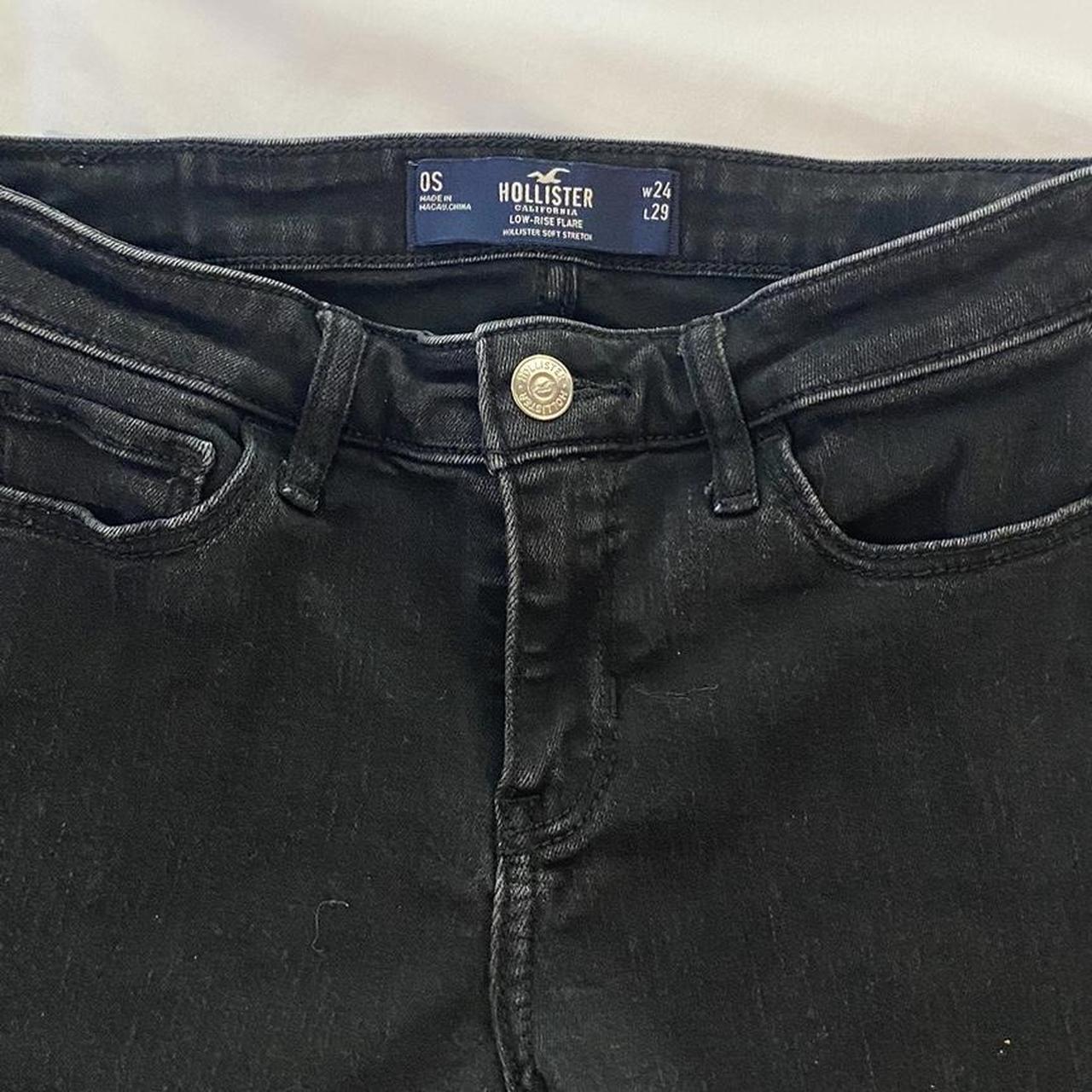 Hollister Low-rise Flared Y2K Jeans Feel free to... - Depop