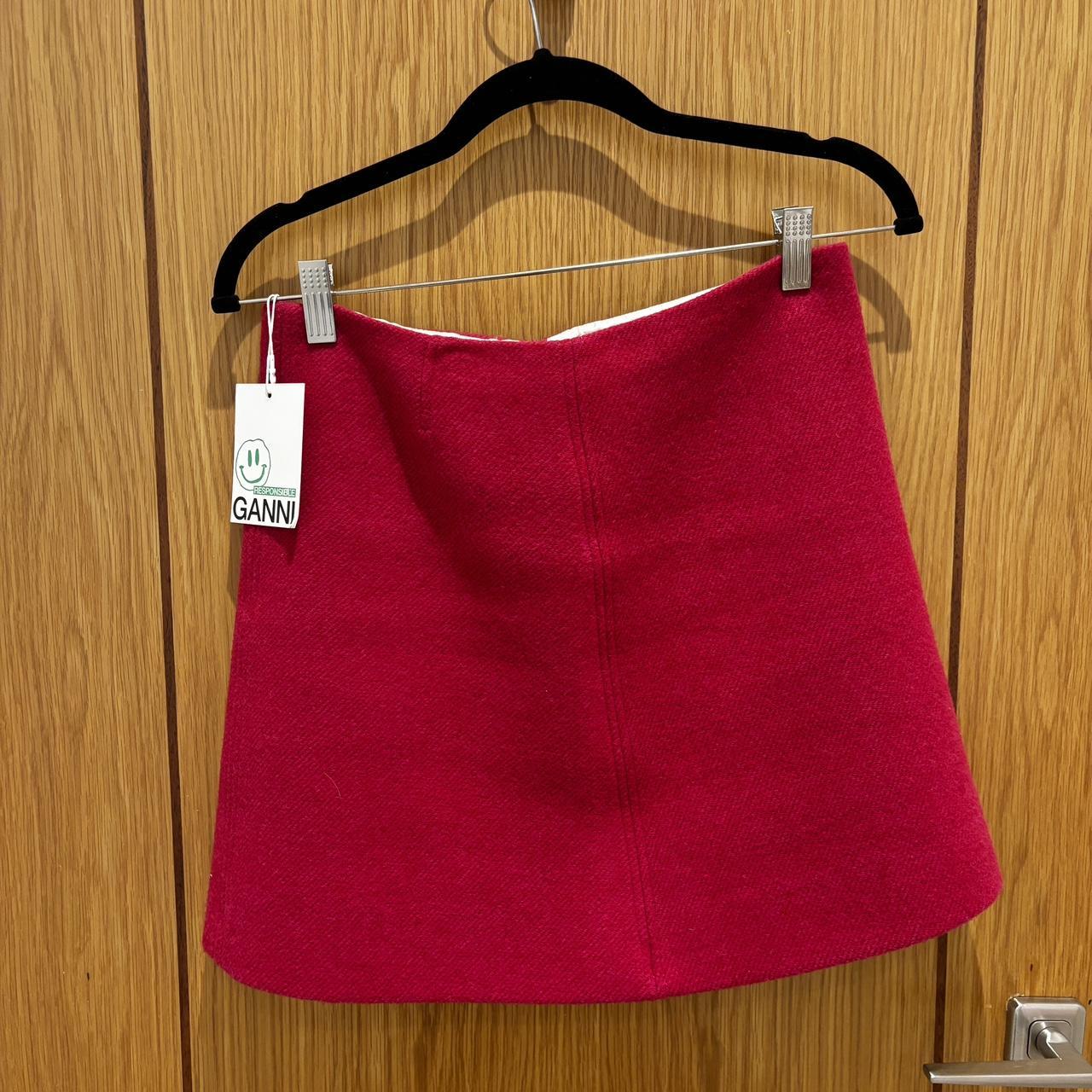 item listed by ___nadinnnee