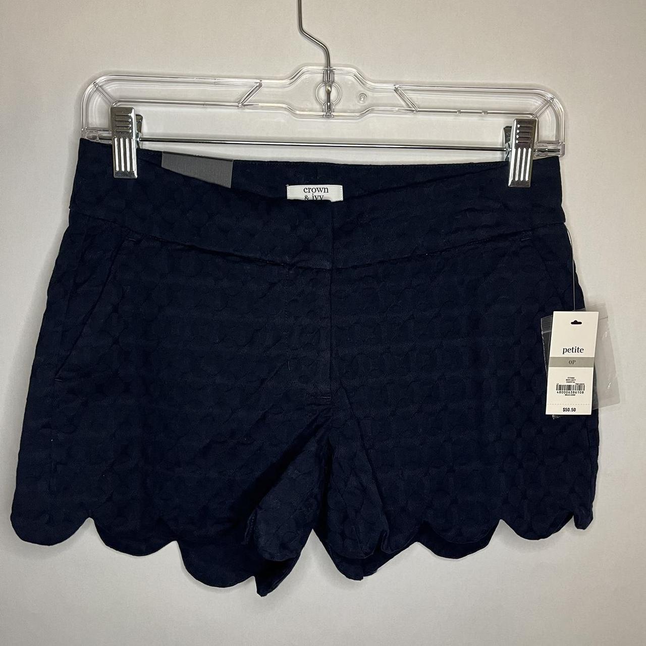 Belk Women's Navy Shorts Depop