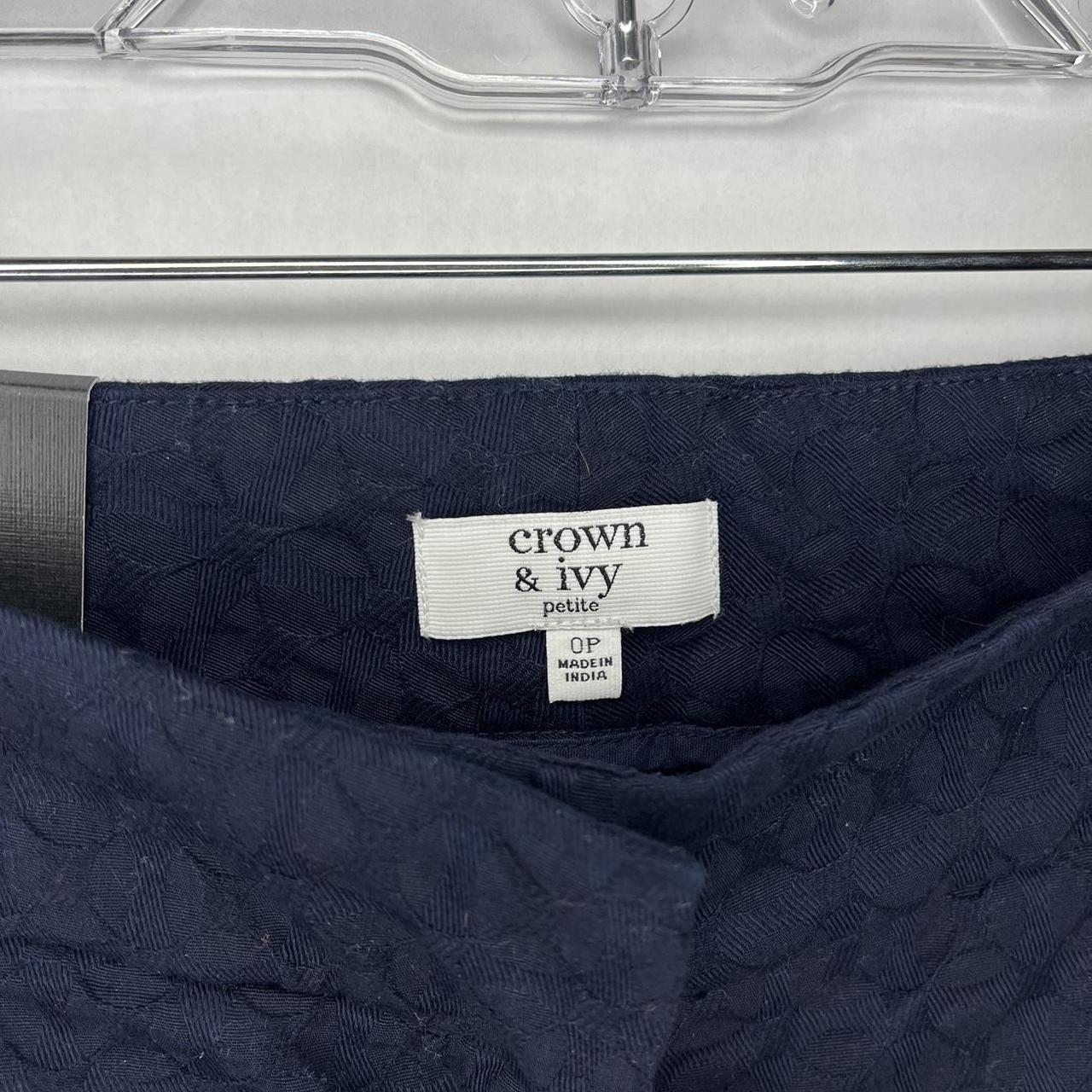 Belk Women's Navy Shorts Depop