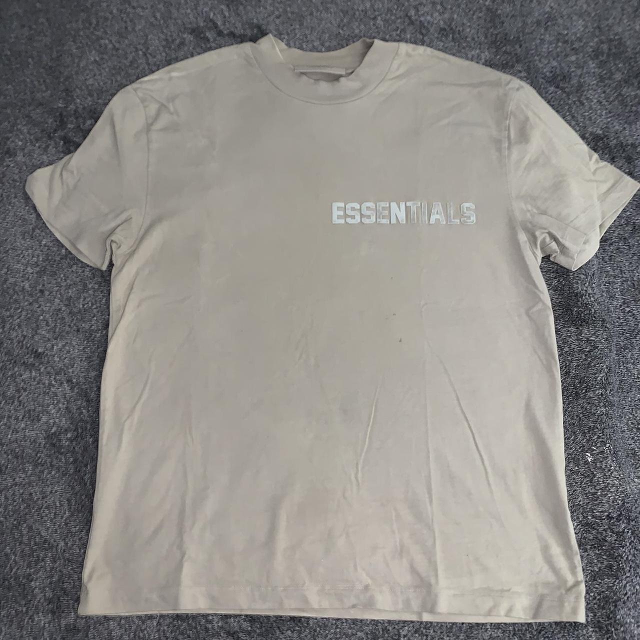 essentials fog mocha tee size M fits L - Depop