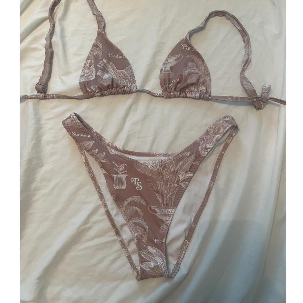 PacSun Women's Tan and White Bikinis-and-tankini-sets | Depop