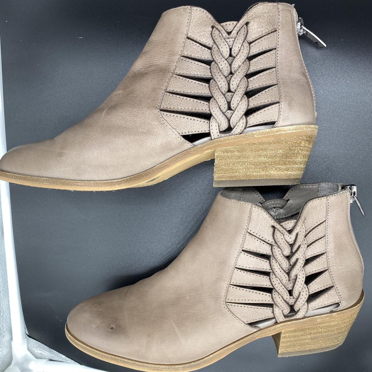 Vince camuto discount prestetta bootie