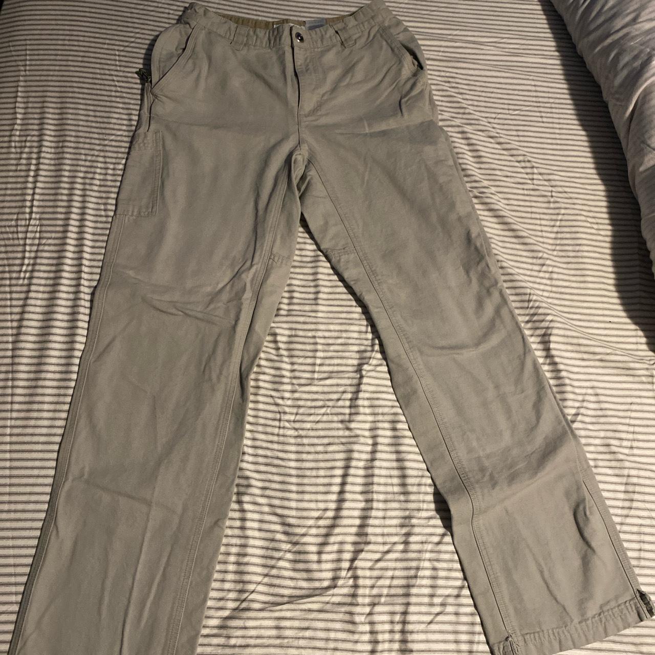Great condition. Wannabe carpenter Columbia pants. - Depop
