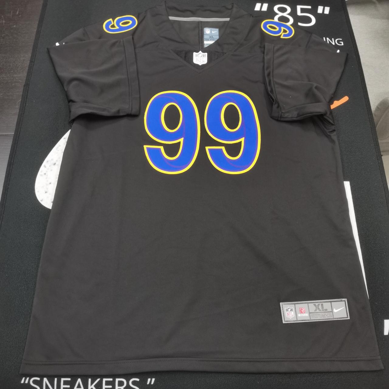 JS2430 #99 Aaron Donald Los Angeles Rams Vapor - Depop