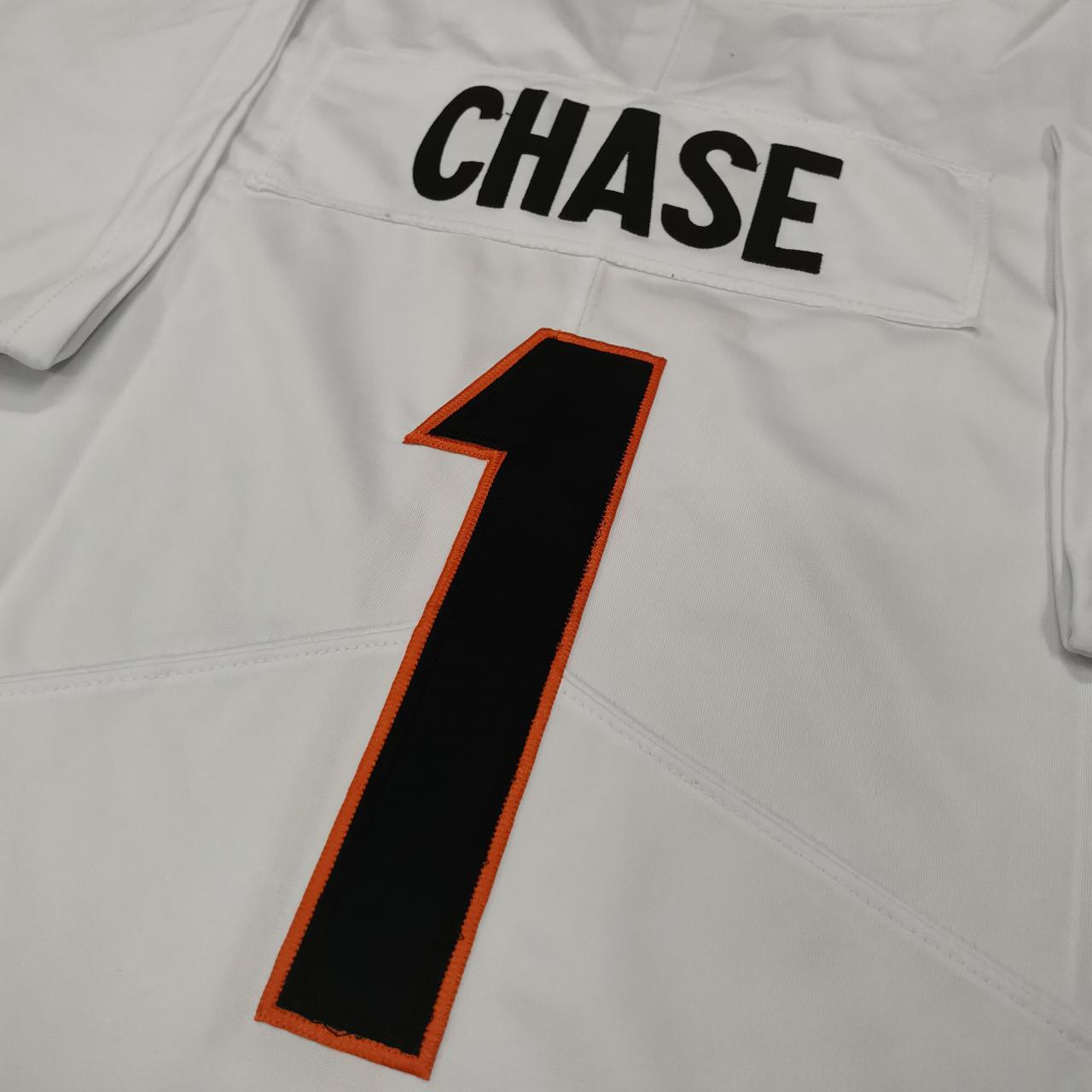 Nike Men's Cincinnati Bengals Ja'Marr Chase #1 White T-Shirt