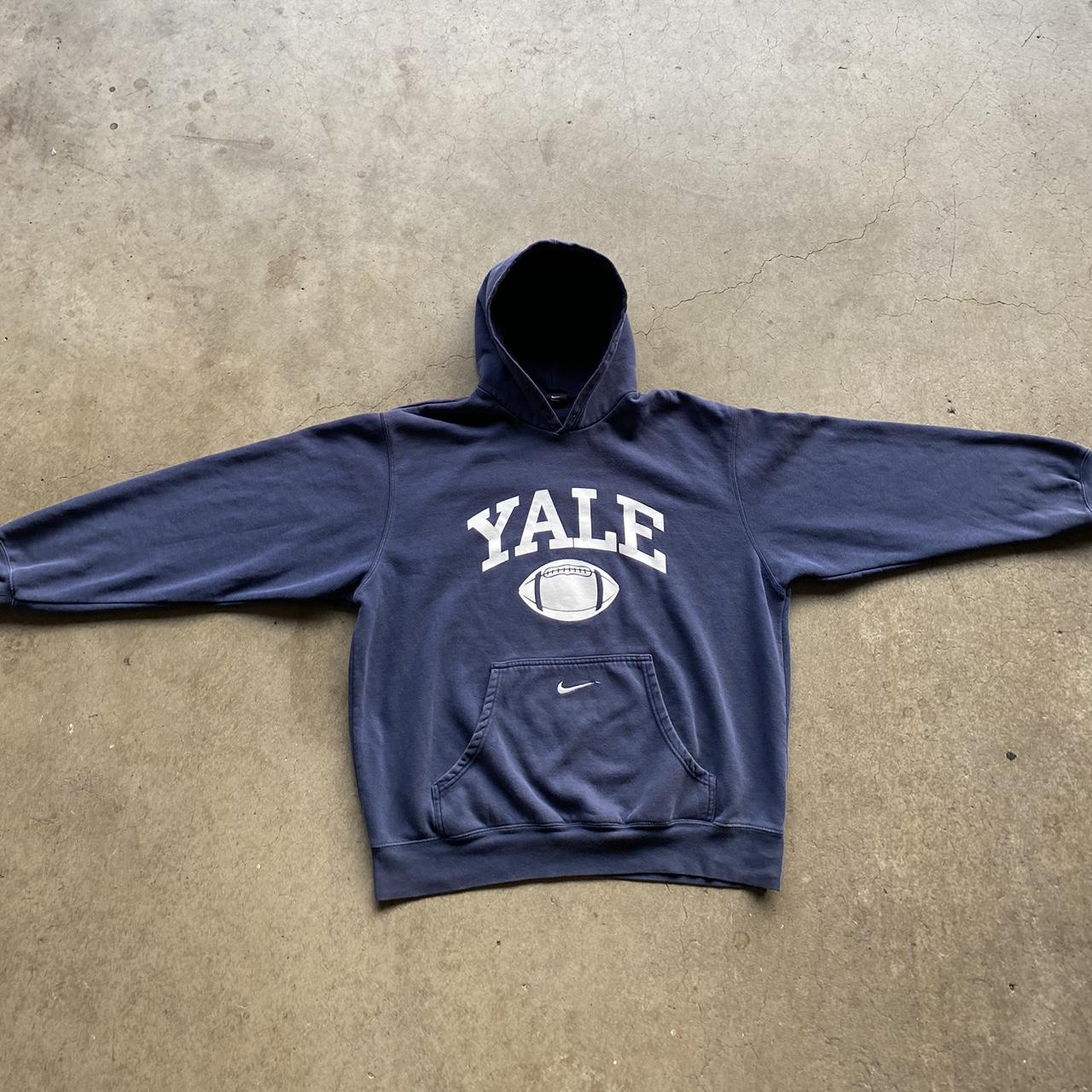 Yale discount nike hoodie