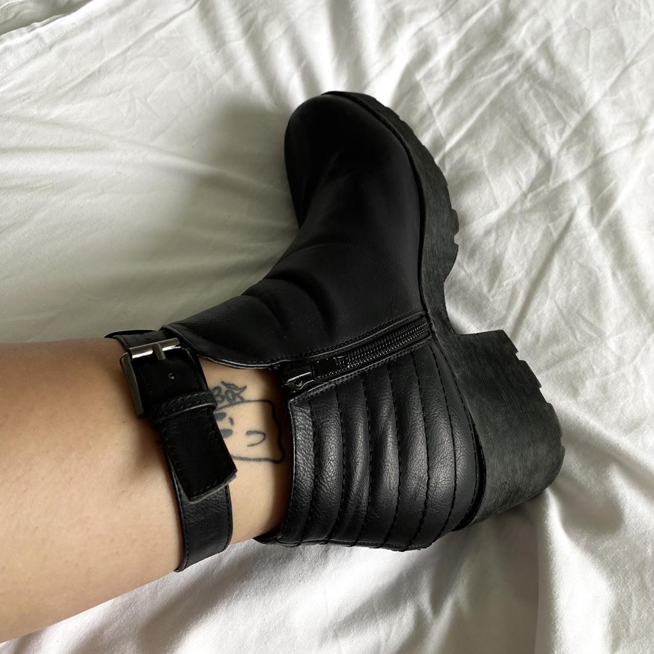 missguided faux leather canvas boots