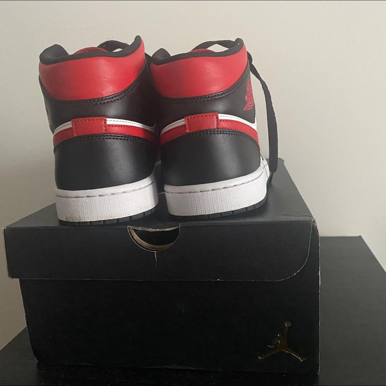 Jordan Men's Red and Black Trainers | Depop