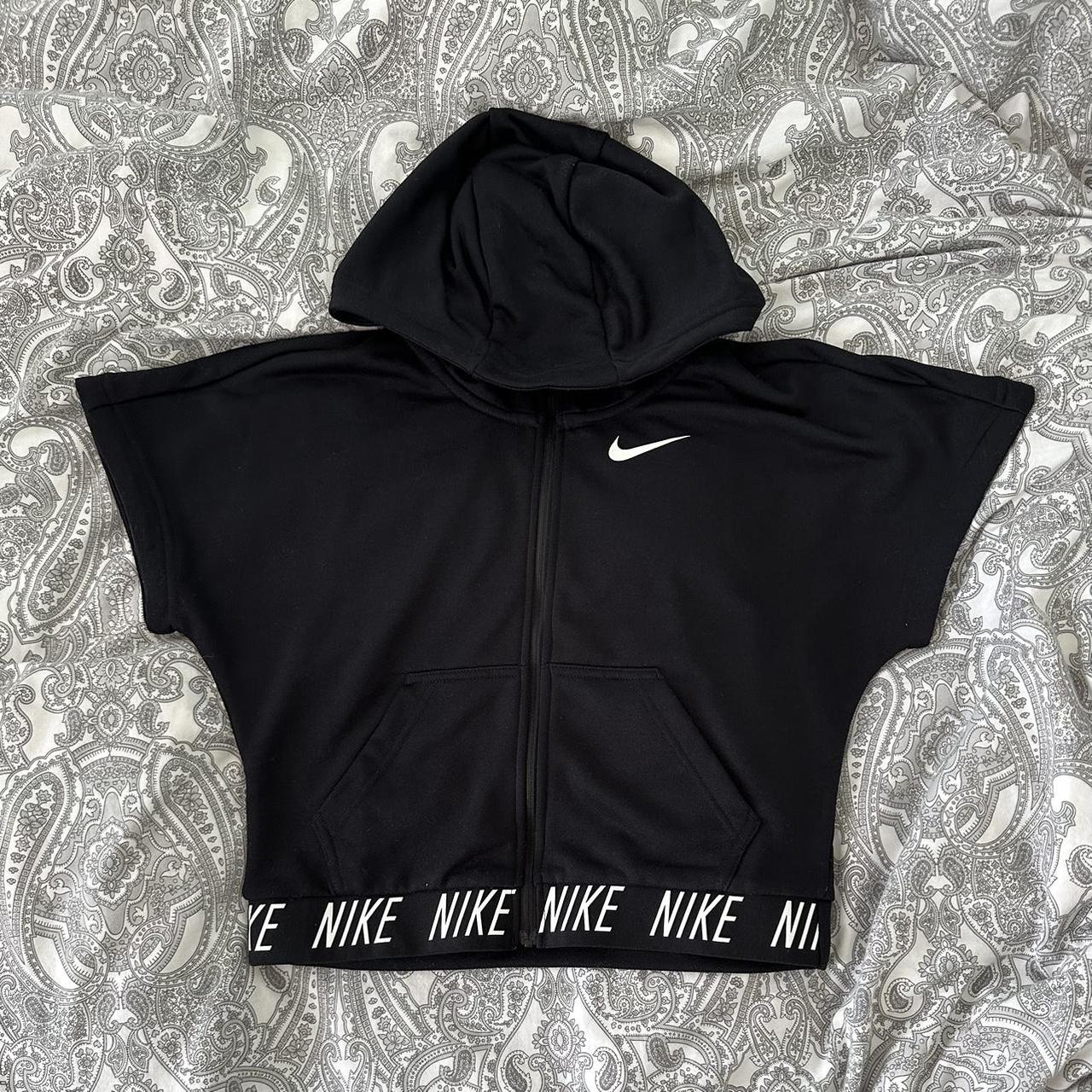 short sleeve hoodie women's nike