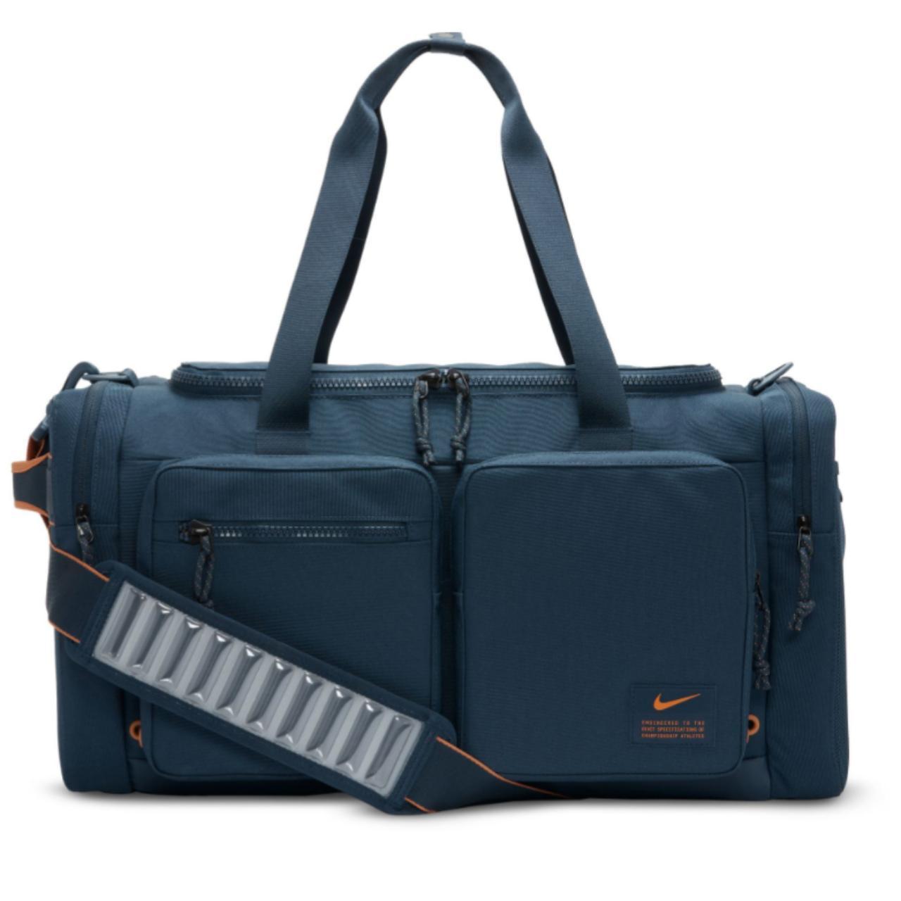 nike utility power medium