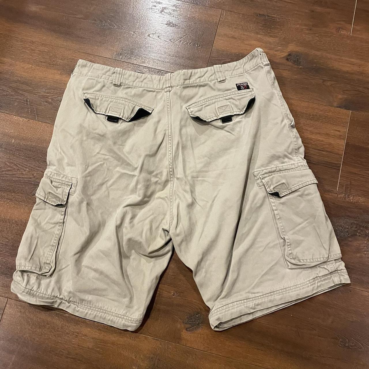 Y2K plugg cargo shorts Measured at 38 waist Zipper... Depop