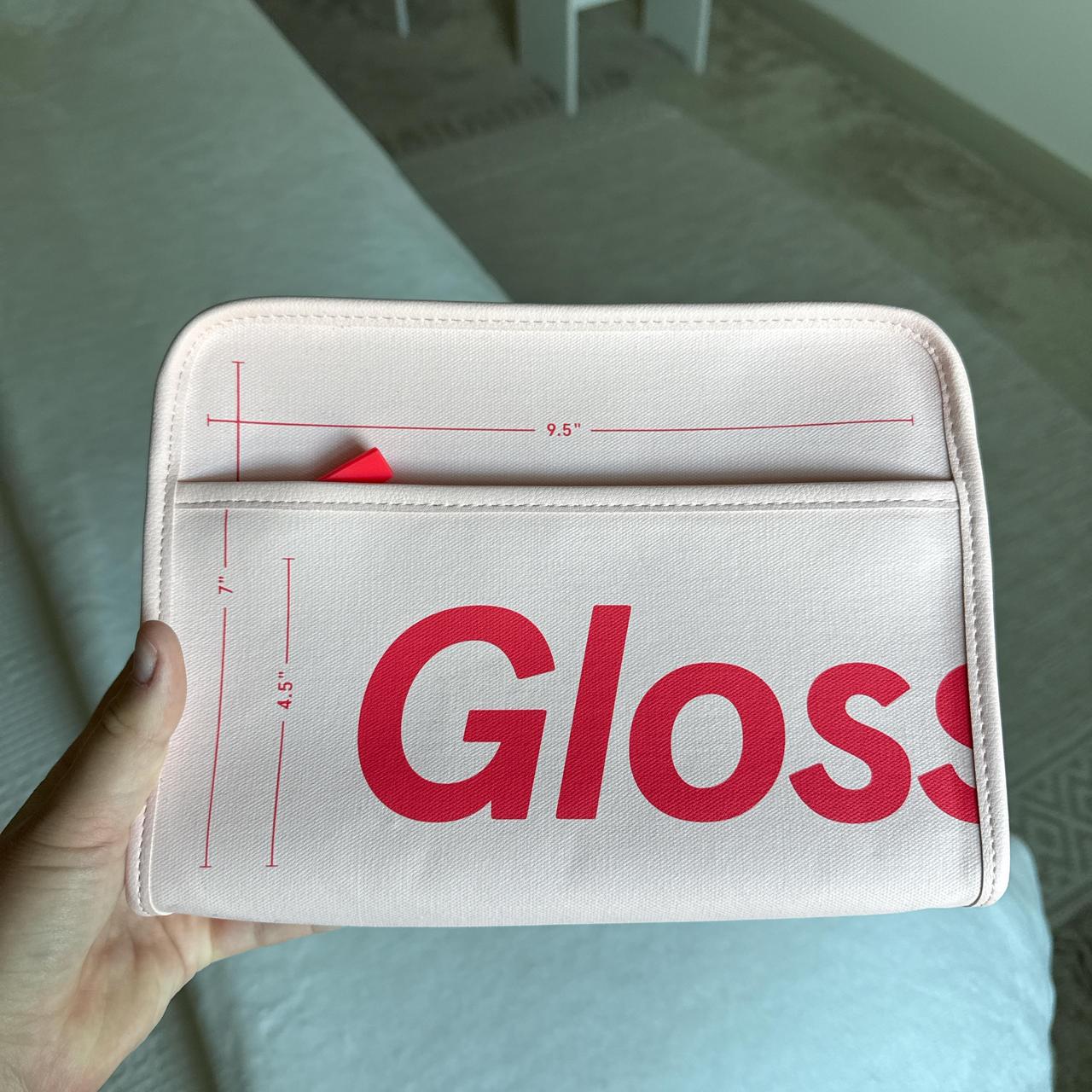 ショルダーバッグ・ポシェット Glossier Duffle Bag glossier-dufflebag-carousel-