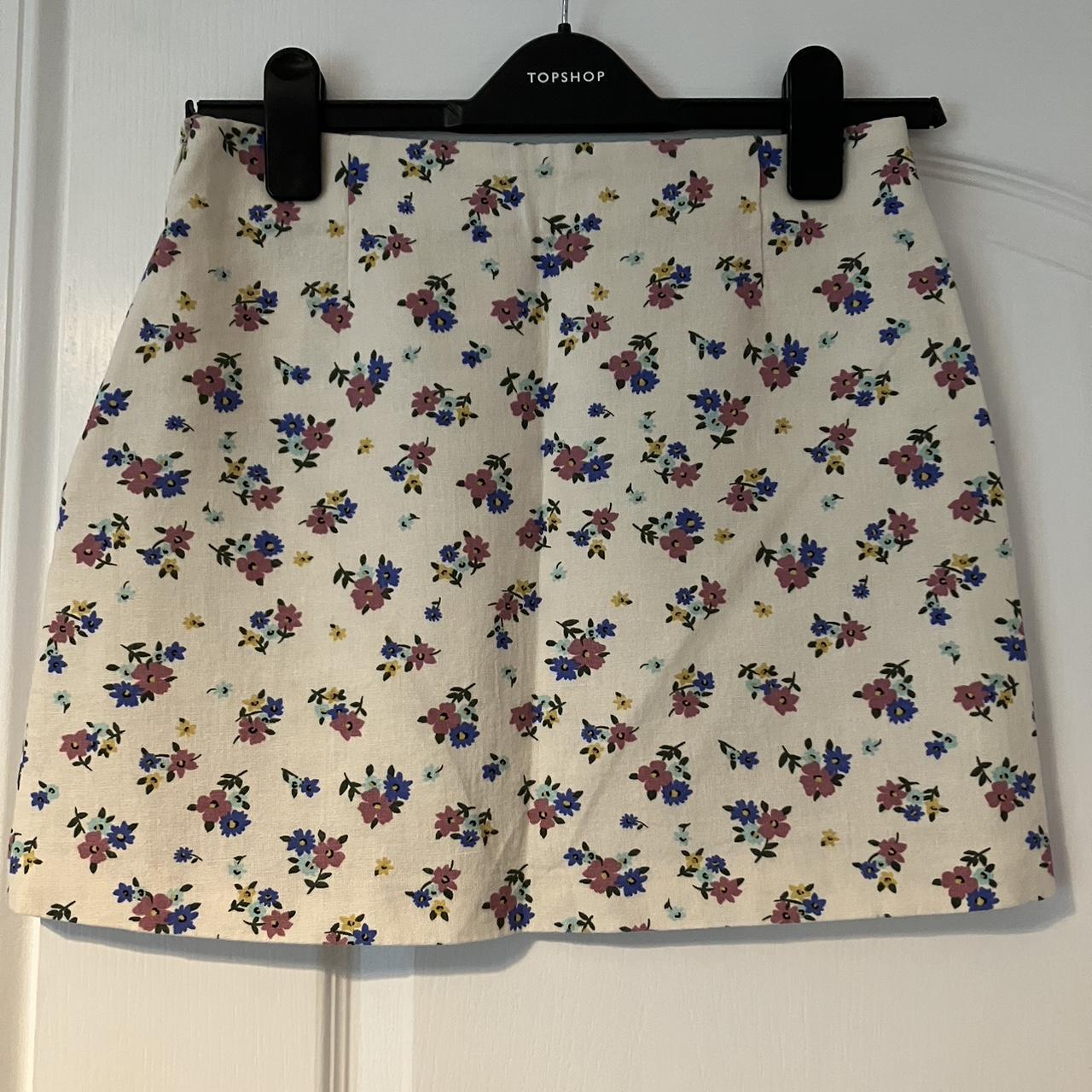 Zara White Floral Linen Blend Mini Skirt - just the... - Depop