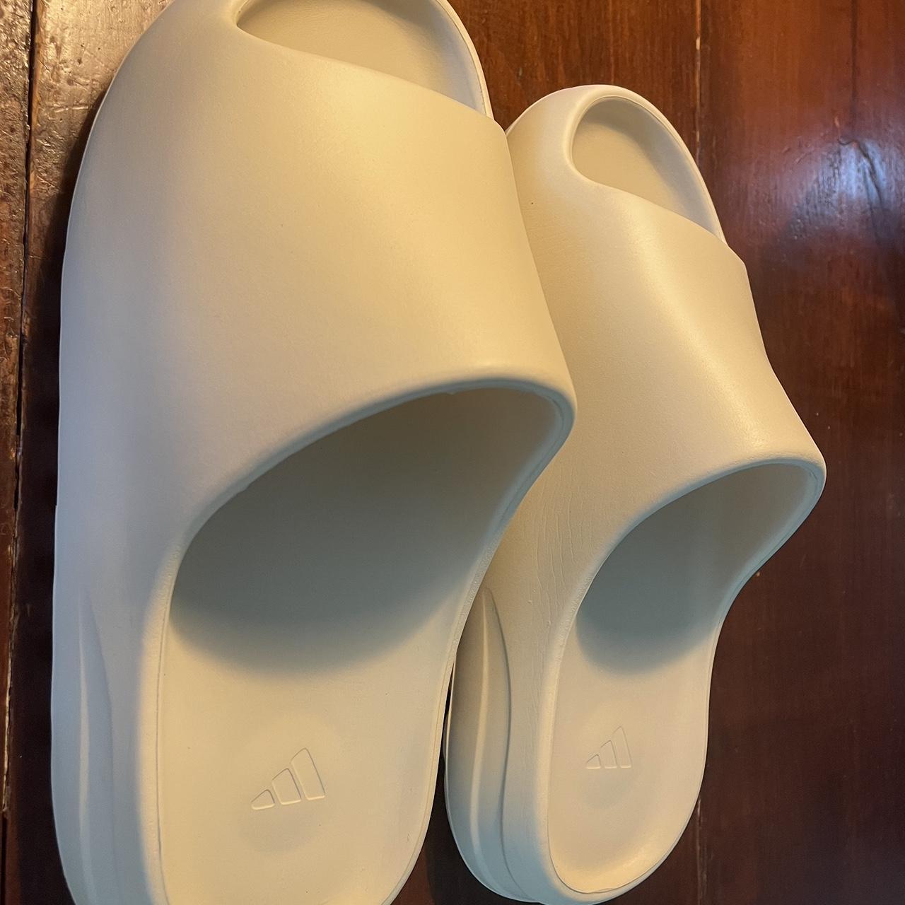 yeezy slide bone size 10