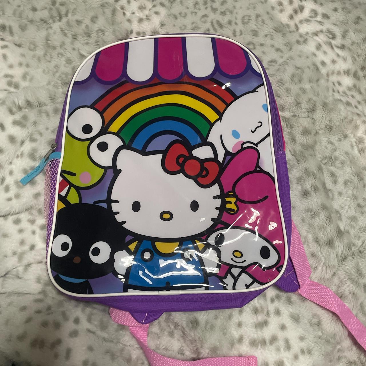 item listed by hxlloxkxtty