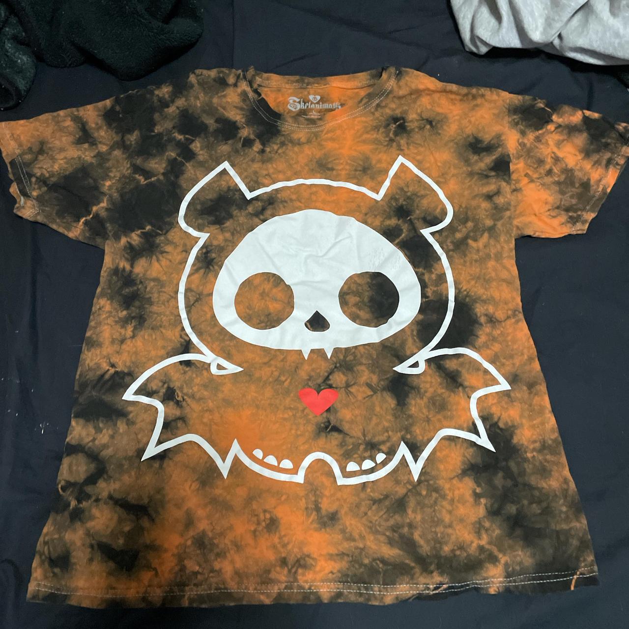 item listed by hxlloxkxtty