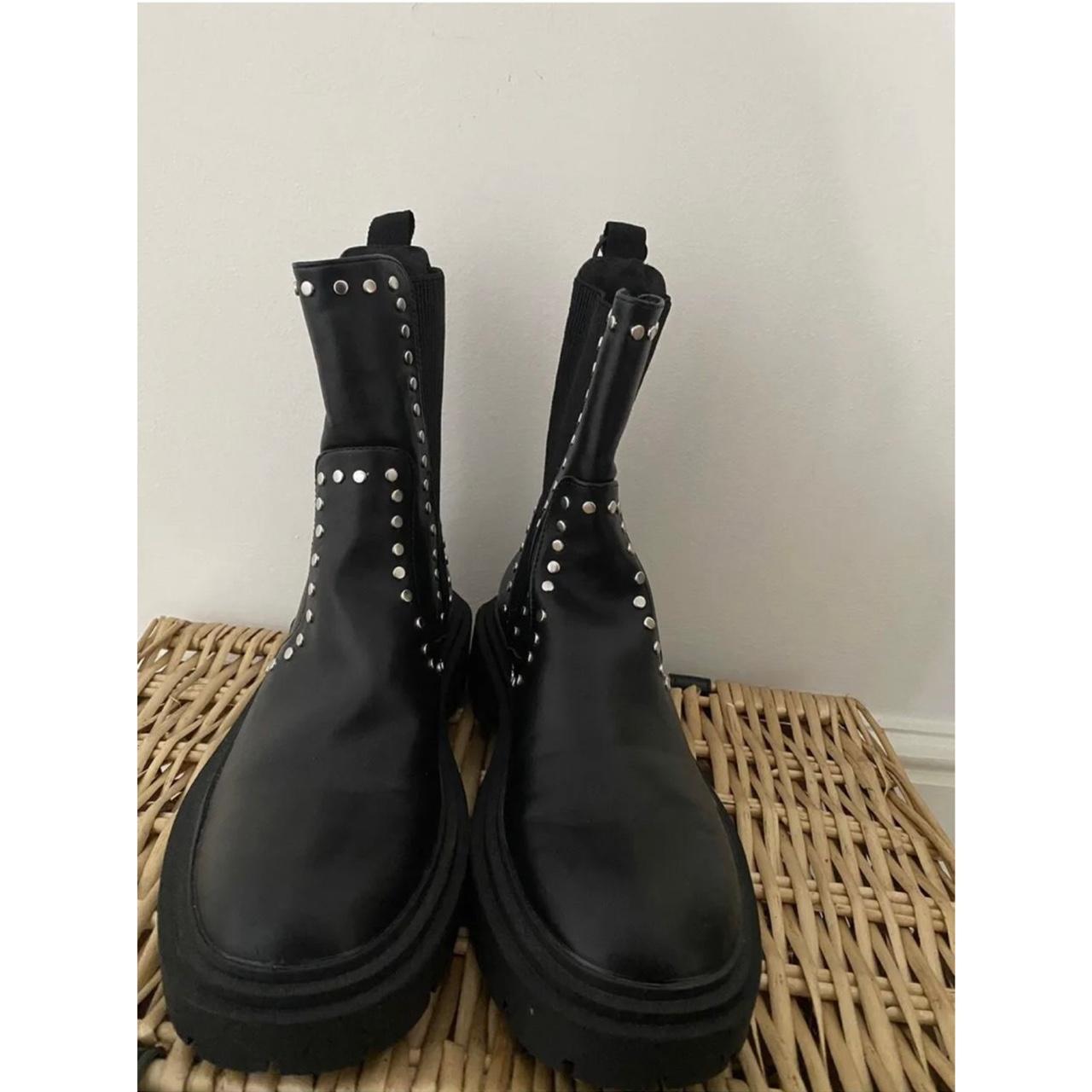 Zara Women's Boots Depop