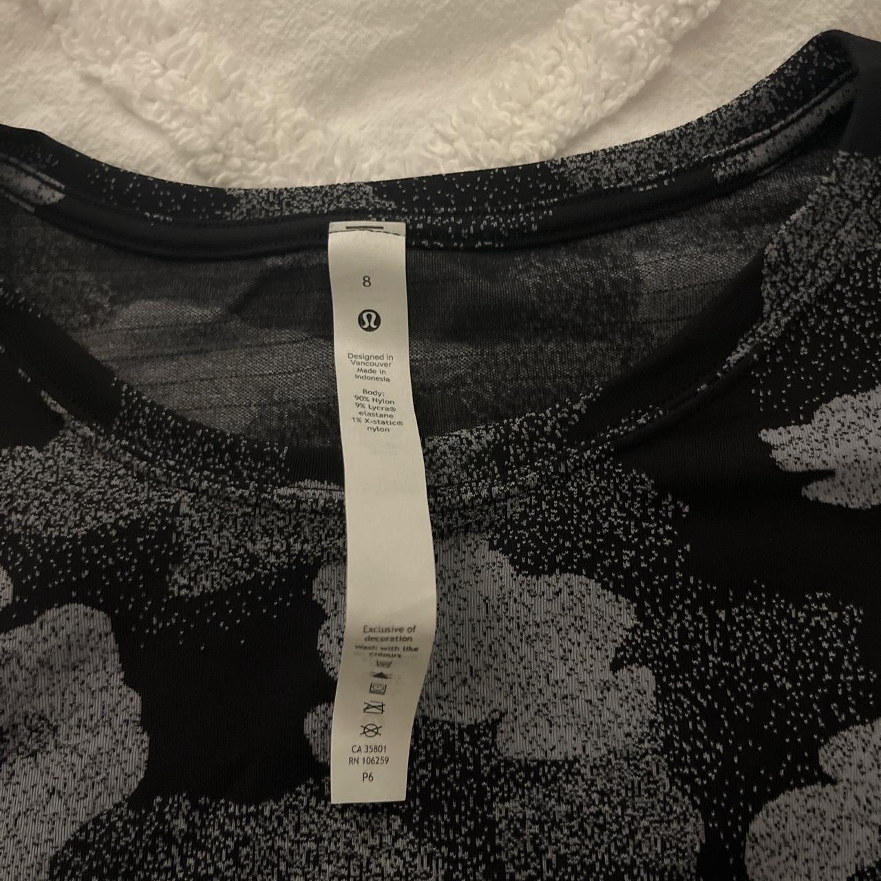 black and gray camo lululemon crop top! #croptop - Depop