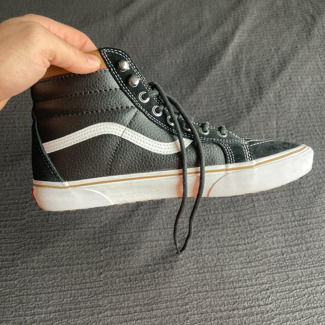 Vans mountain edition store black