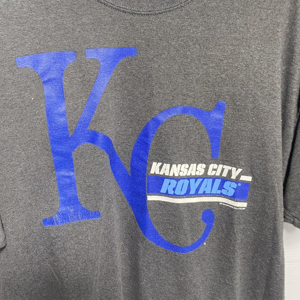 Kansas City Royals T-Shirt! It's an extra large - Depop