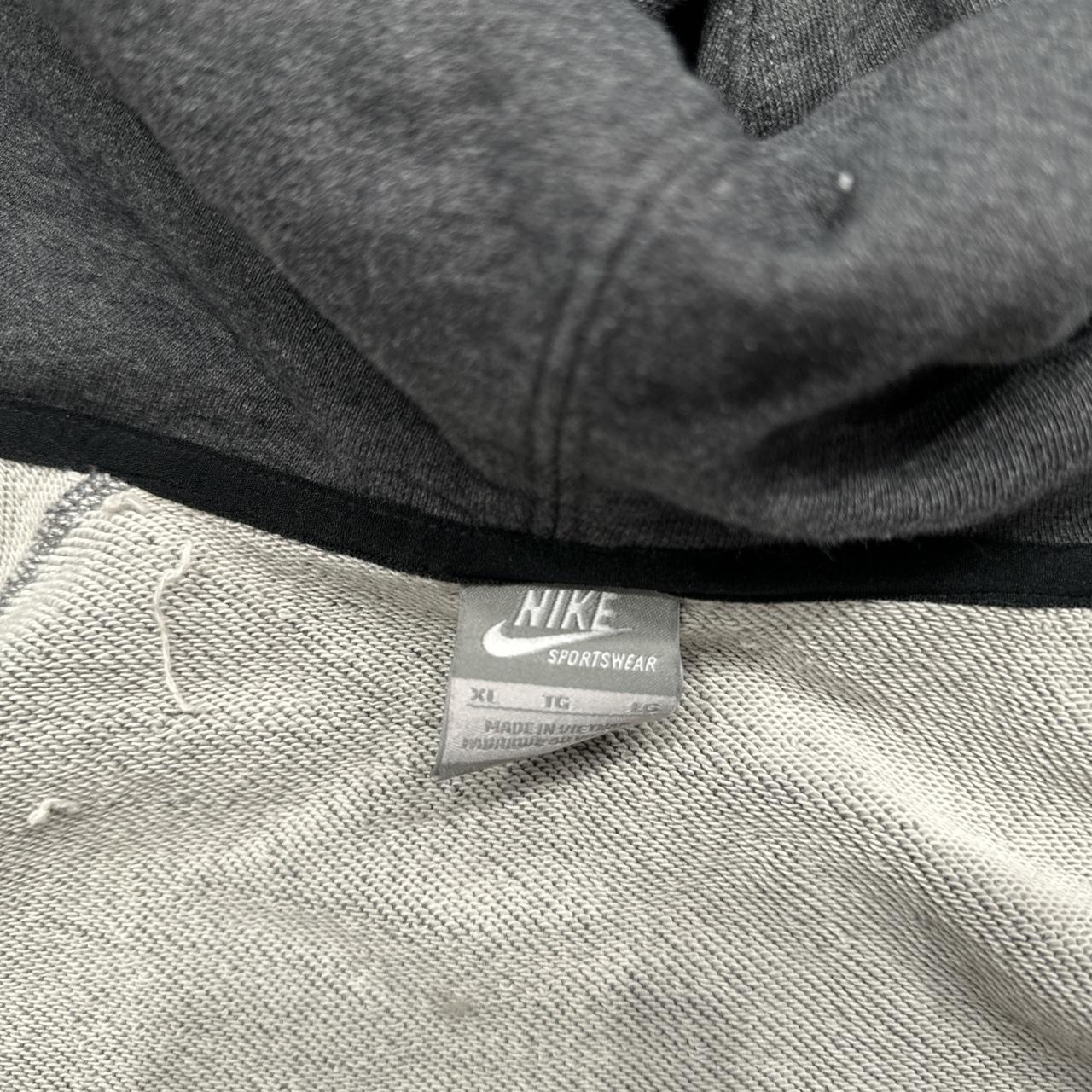 Old Nike Fleece Zip Up Hoodie Size: XL but fits like... - Depop