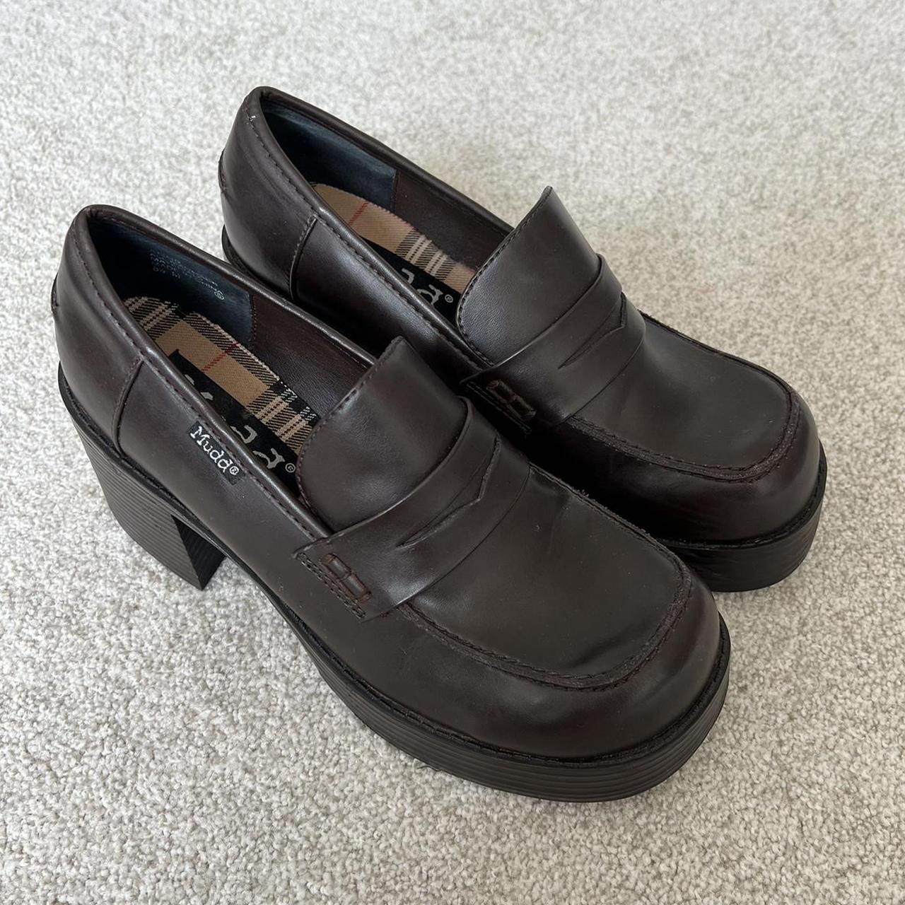 Mudd Clothing Women's Brown Courts (2)