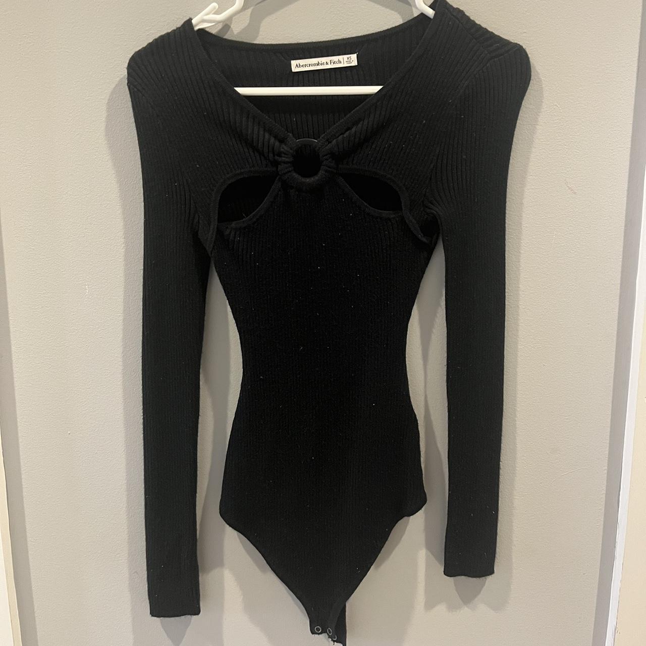 Abercrombie bodysuit. Cute detailing on the front.... - Depop