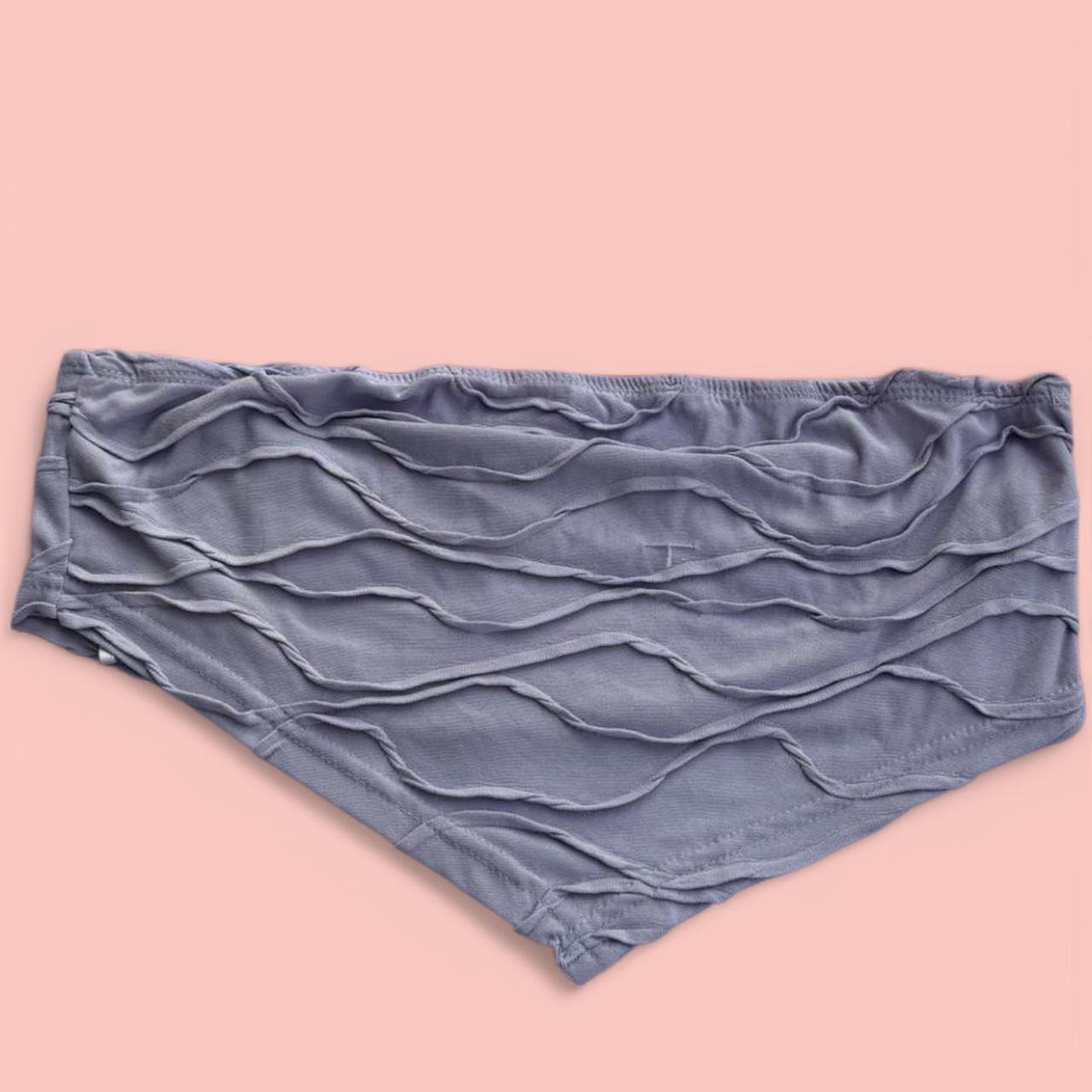item listed by xoxoboutiqueeee