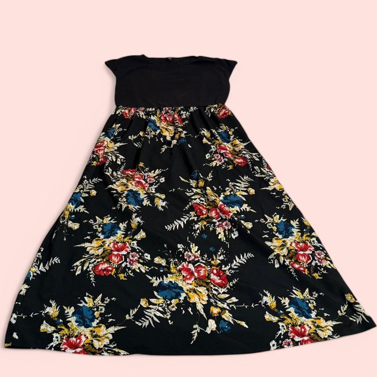 item listed by xoxoboutiqueeee