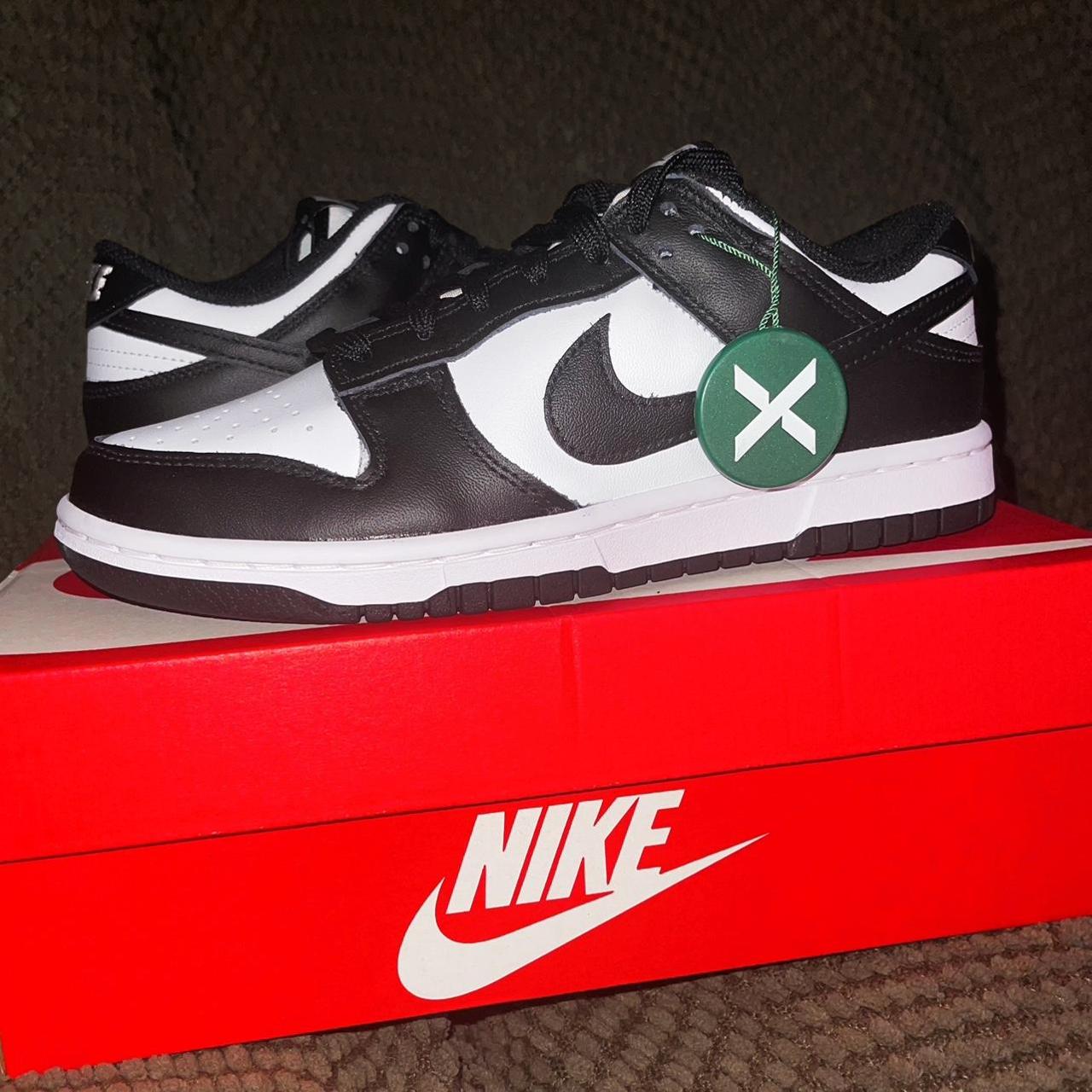 nike-women-s-black-and-white-trainers-depop